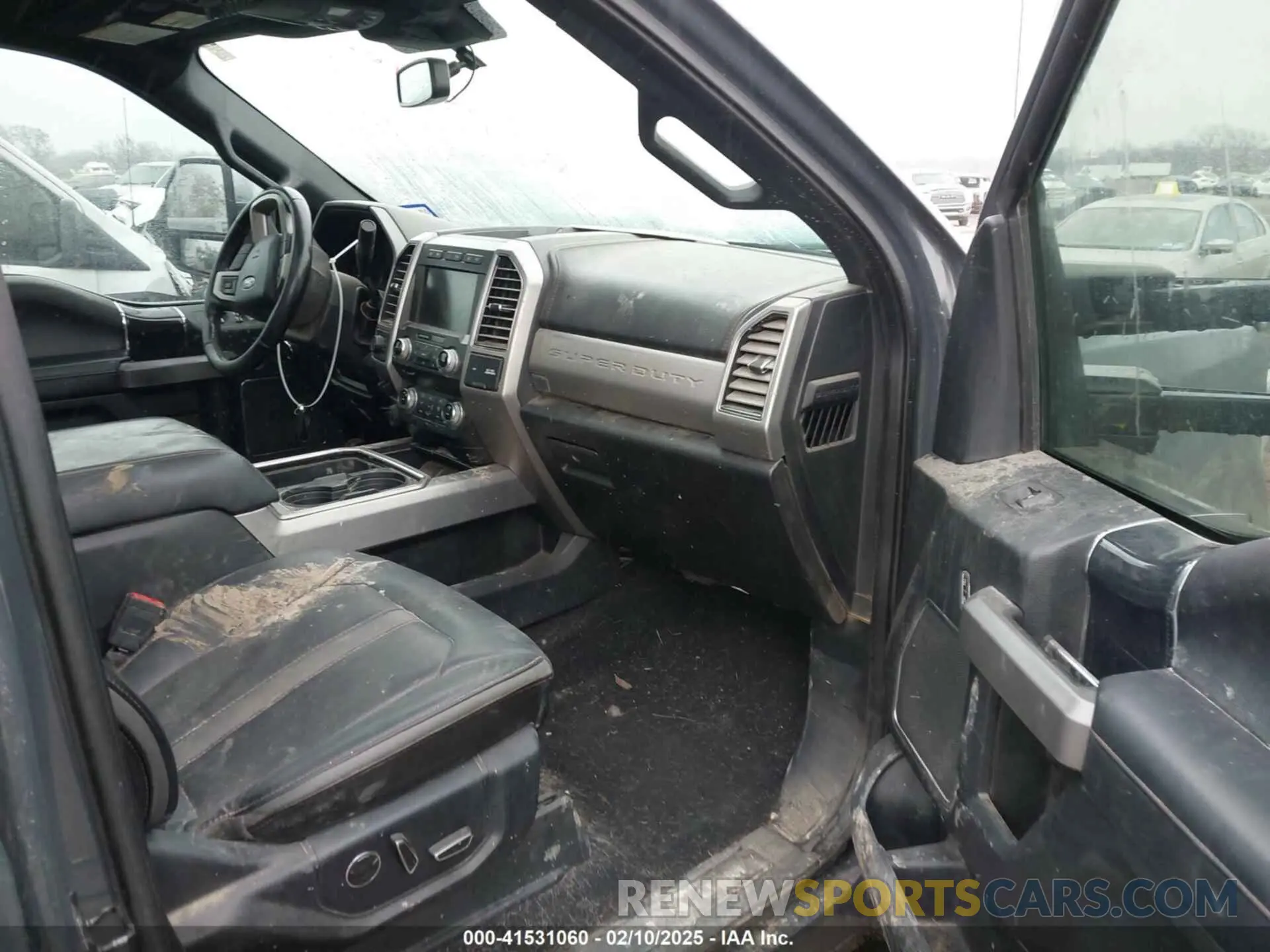 5 fotografías del automóvil dañado 1FT8W3DT8MEC87295 FORD F-350 2021