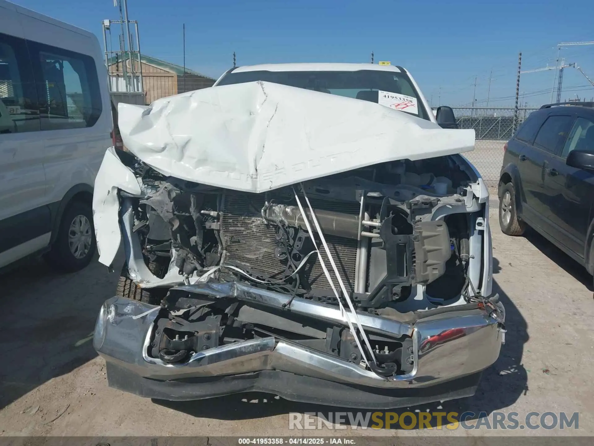 12 fotografías del automóvil dañado 1FT8W3A65NEG40012 FORD F-350 2022