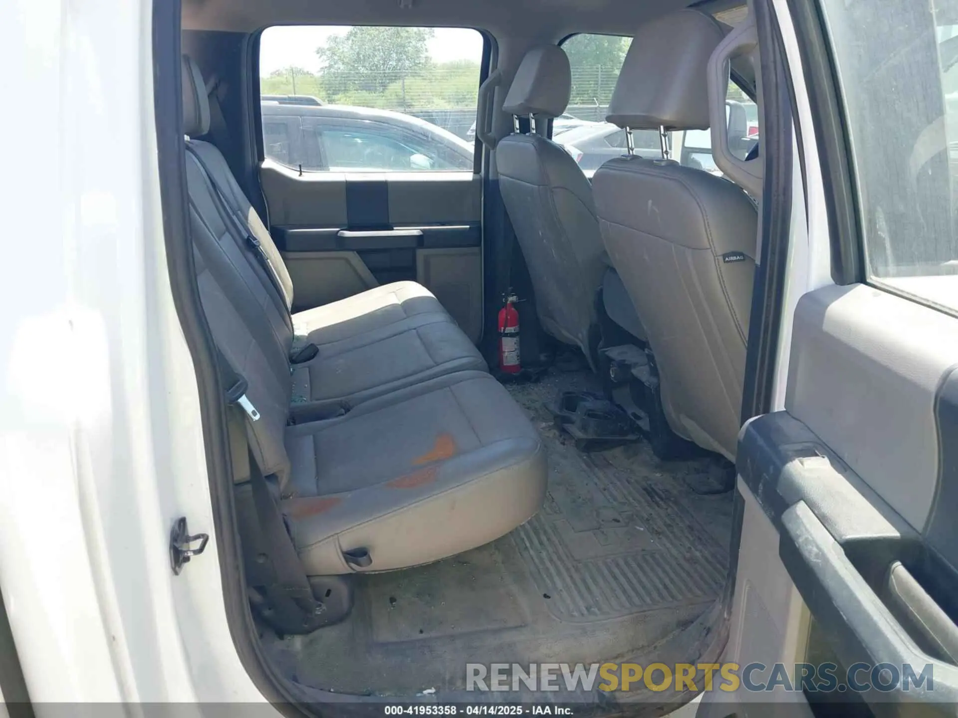 7 fotografías del automóvil dañado 1FT8W3A65NEG40012 FORD F-350 2022