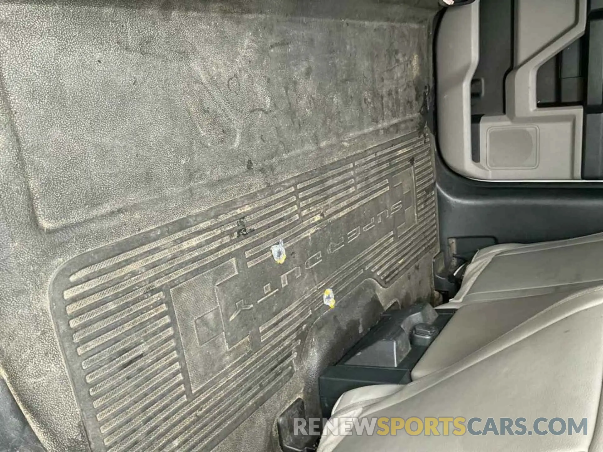 16 fotografías del automóvil dañado 1FT8W3BN0NED28105 FORD F-350 2022