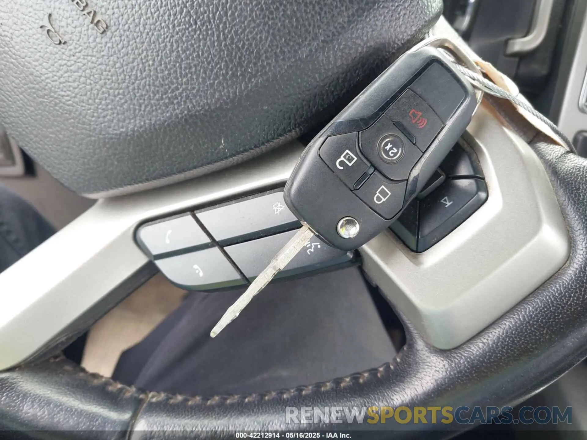10 fotografías del automóvil dañado 1FT8W3BN2NEC25025 FORD F-350 2022