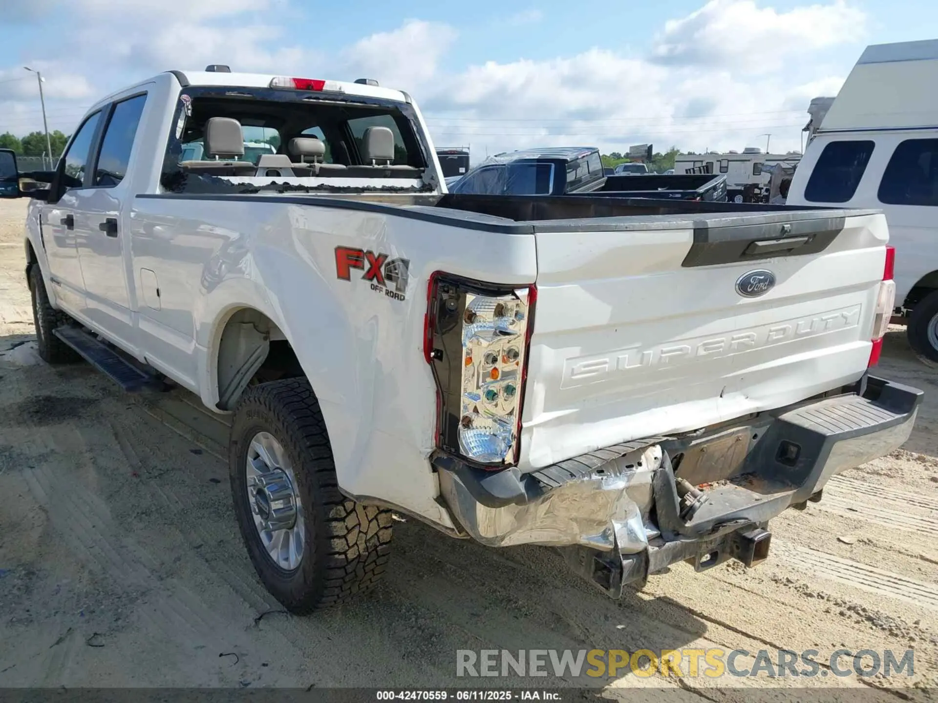 24 fotografías del automóvil dañado 1FT8W3BT2NEC05114 FORD F-350 2022