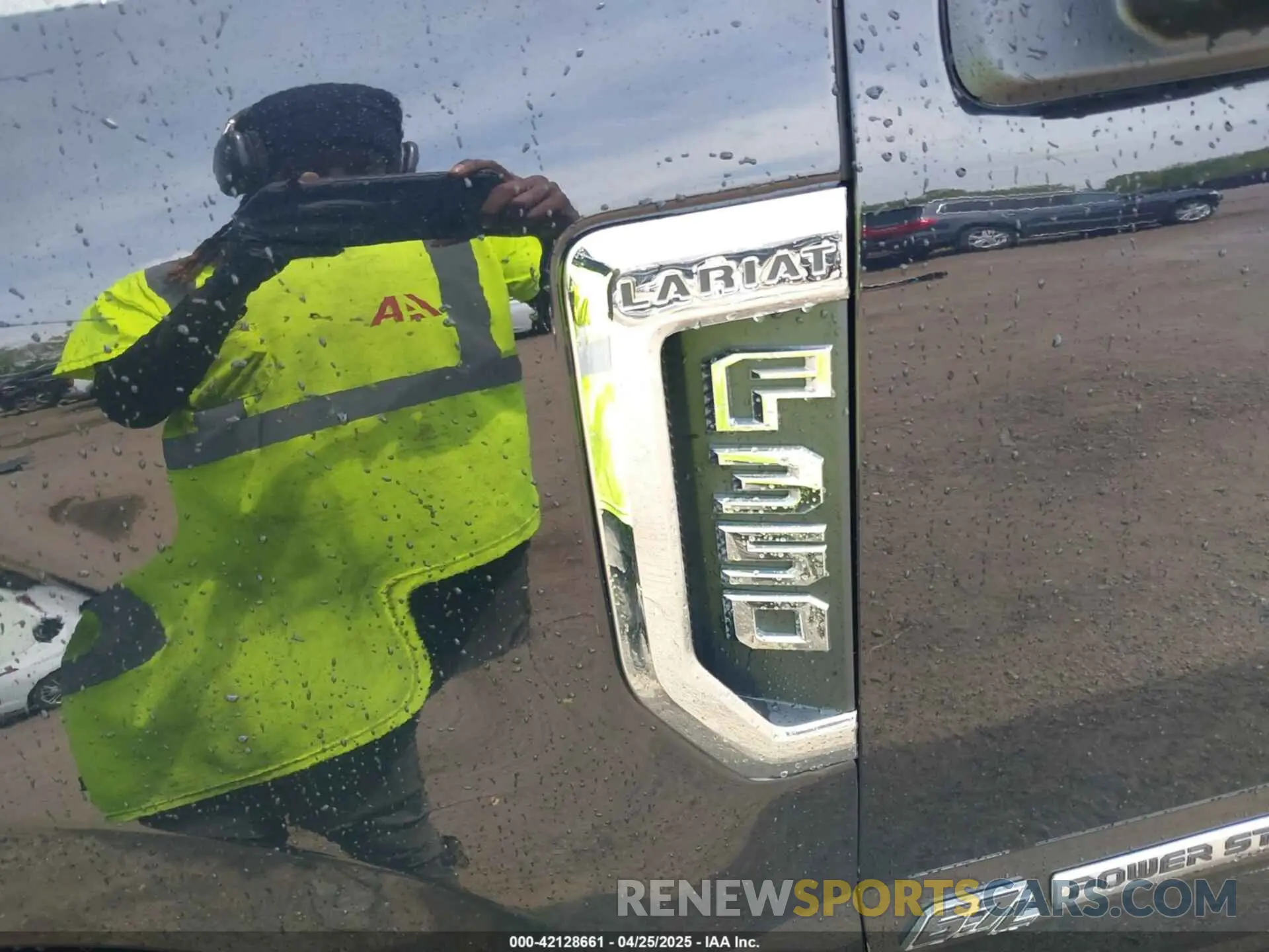 15 fotografías del automóvil dañado 1FT8W3BT5NEE11088 FORD F-350 2022