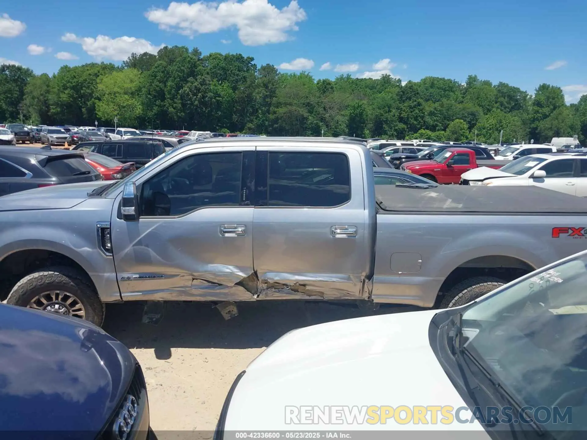 14 fotografías del automóvil dañado 1FT8W3BT7NEE79442 FORD F-350 2022