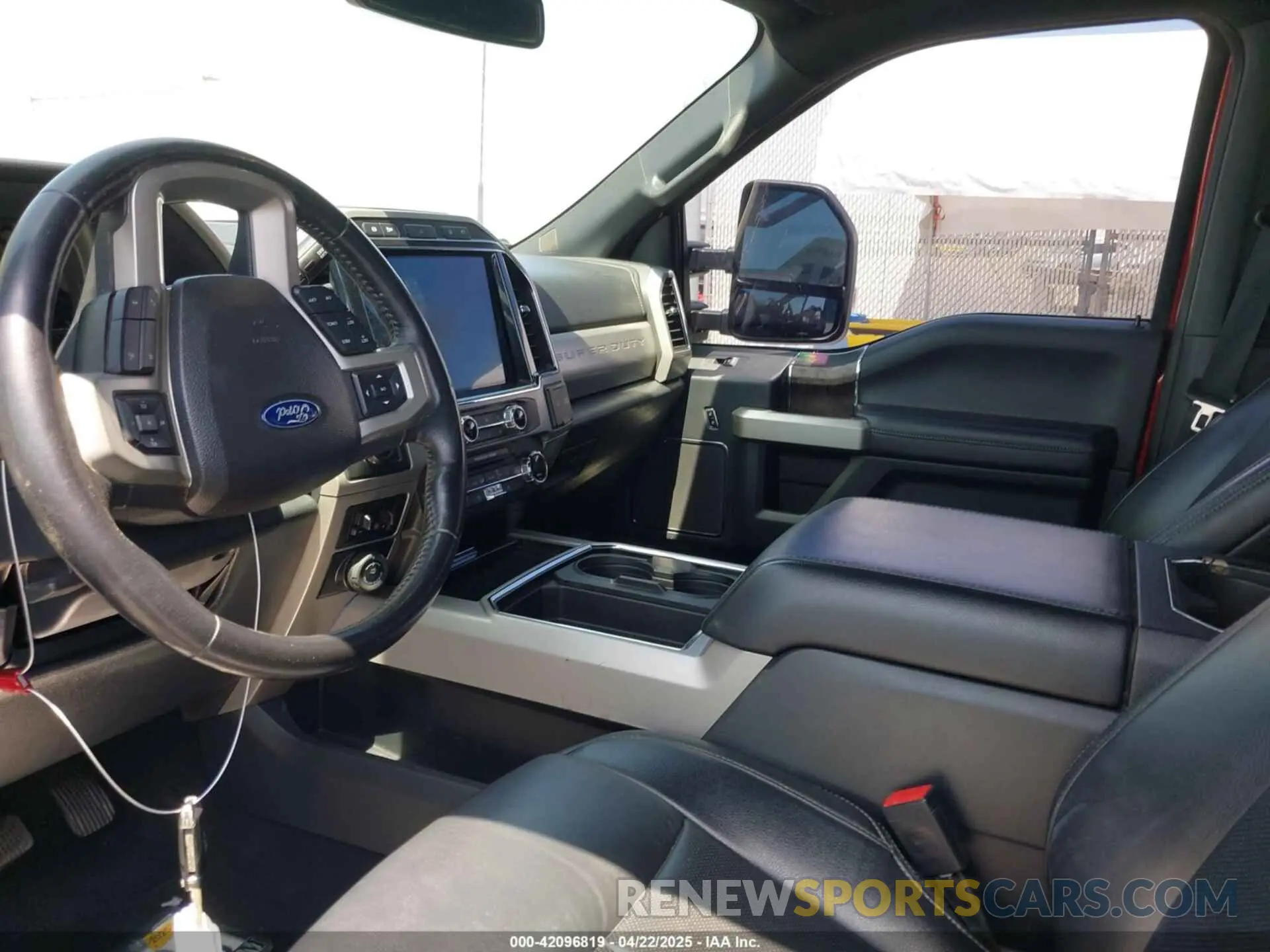 7 fotografías del automóvil dañado 1FT8W3BT8NEC90041 FORD F-350 2022