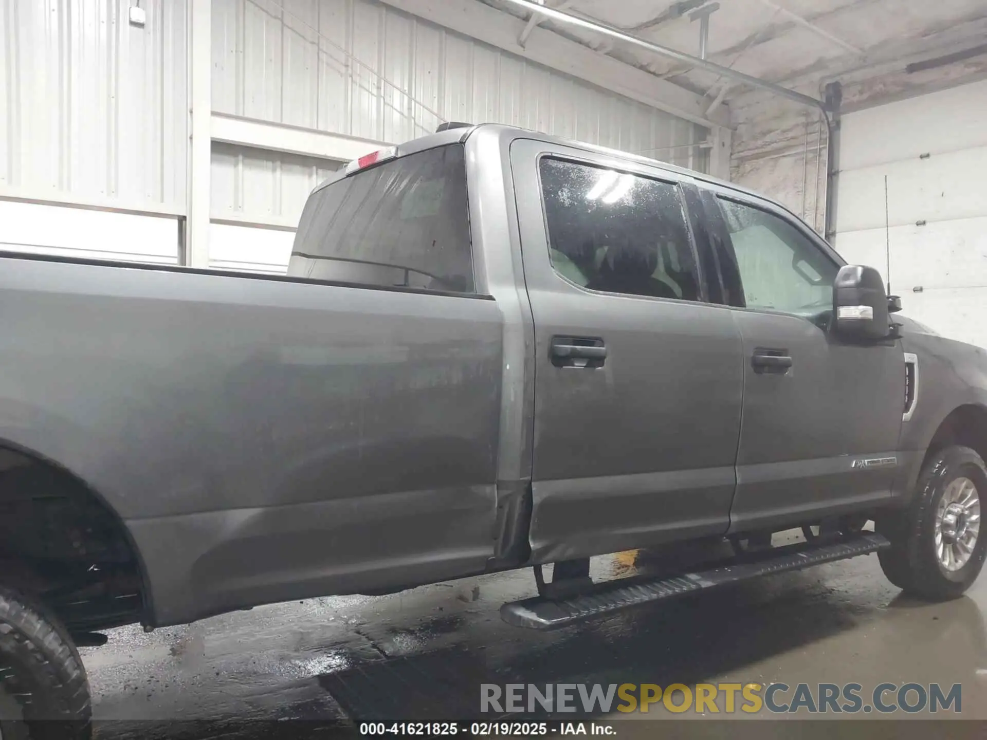 11 fotografías del automóvil dañado 1FT8W3BTXNEG27034 FORD F-350 2022