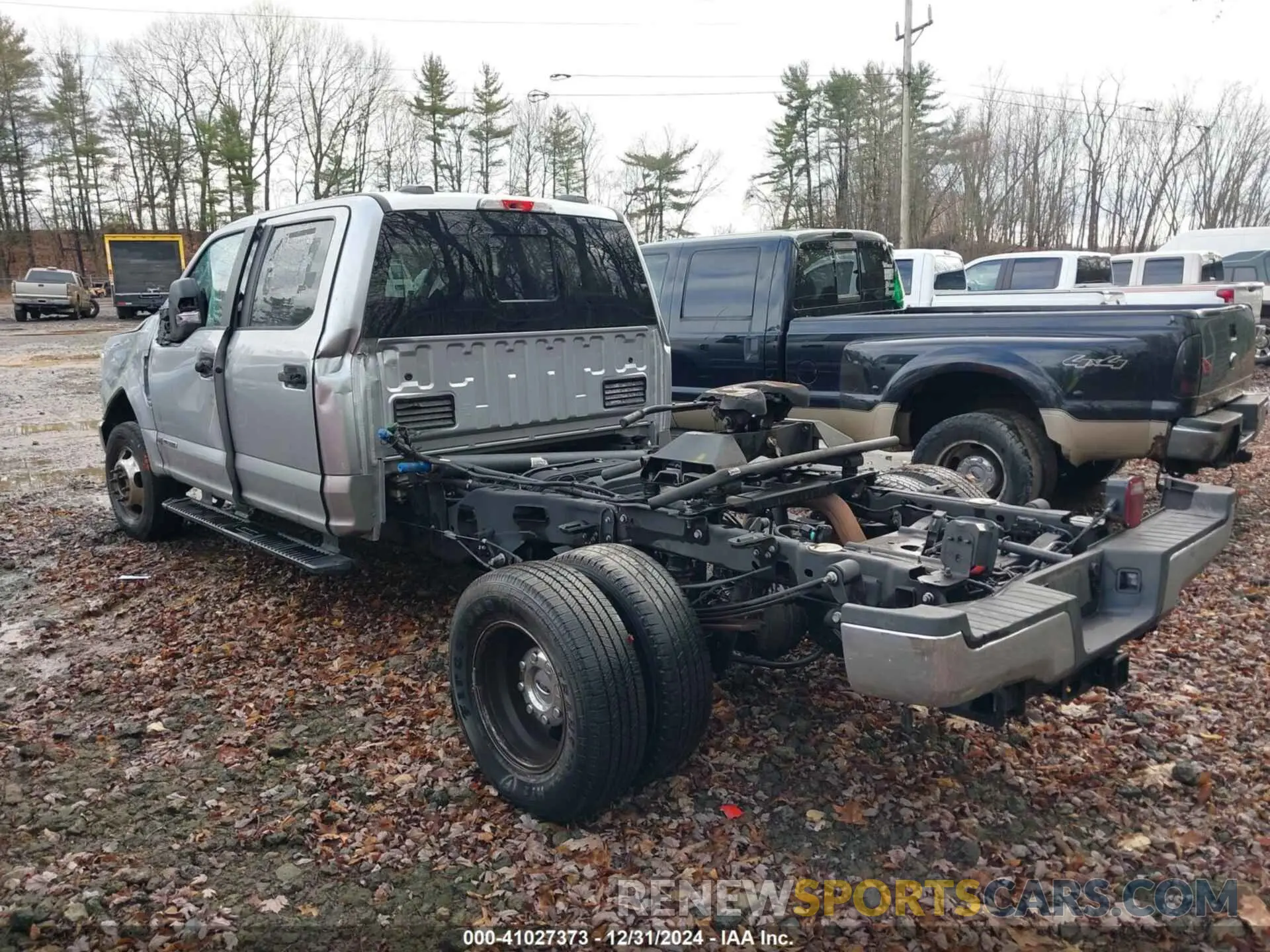 3 fotografías del automóvil dañado 1FT8W3DT1NEG22785 FORD F-350 2022