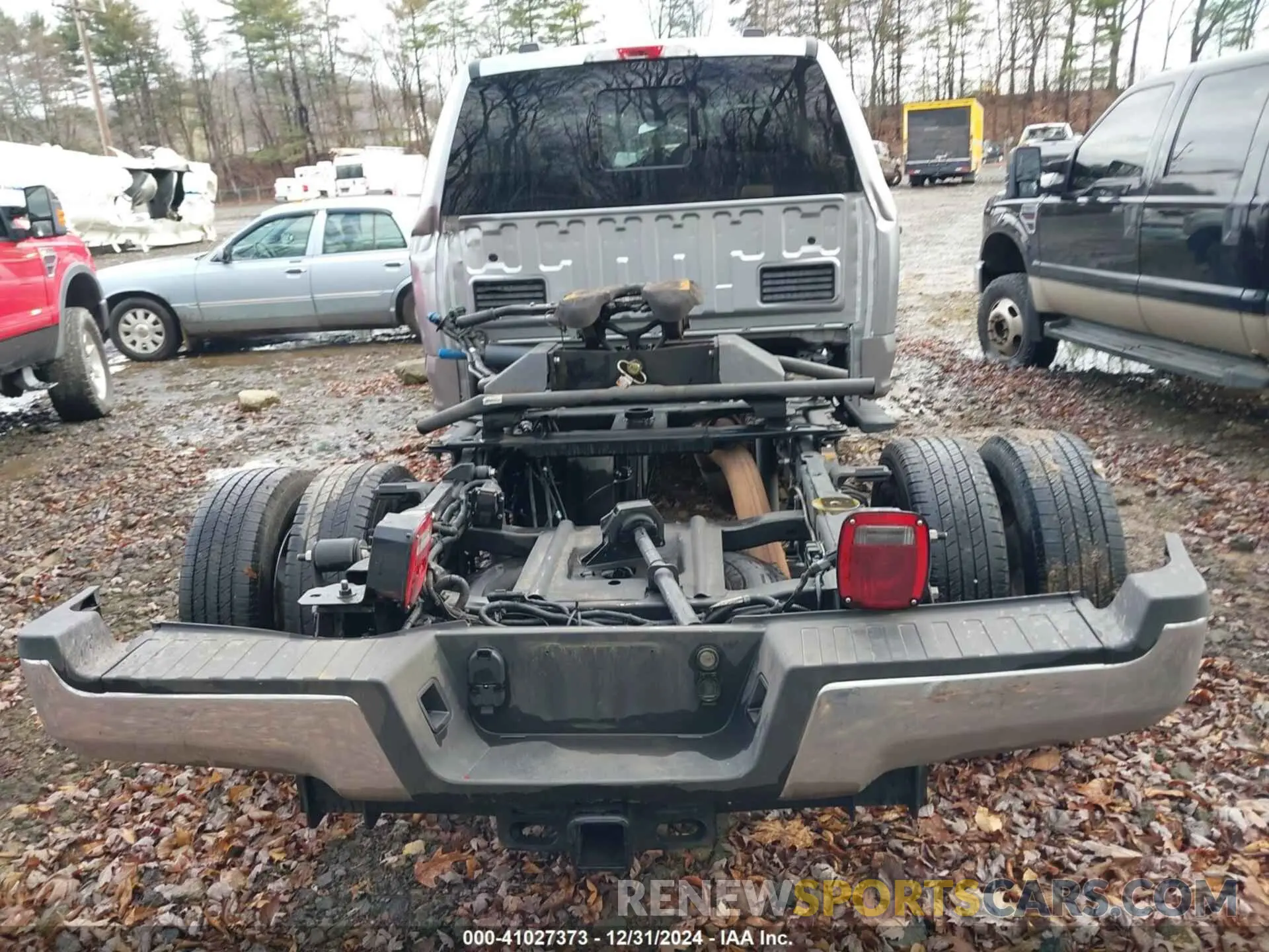 8 fotografías del automóvil dañado 1FT8W3DT1NEG22785 FORD F-350 2022