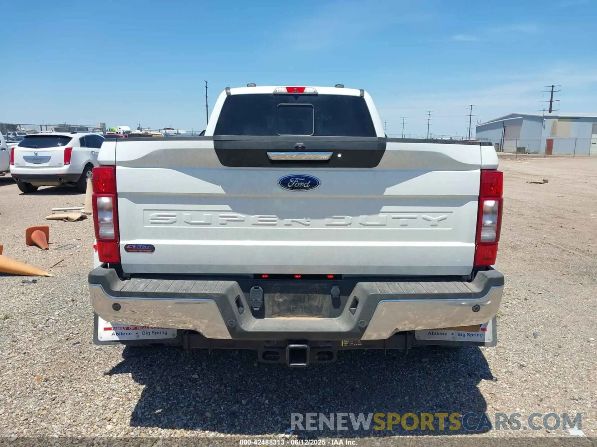 15 fotografías del automóvil dañado 1FT8W3DT4NEG05933 FORD F-350 2022