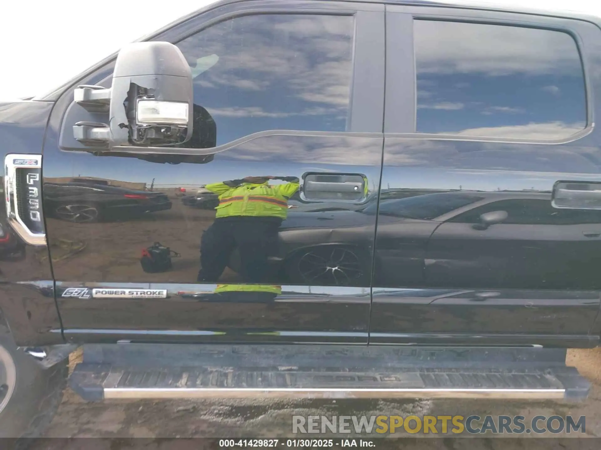 17 fotografías del automóvil dañado 1FT8W3DT5NED32033 FORD F-350 2022