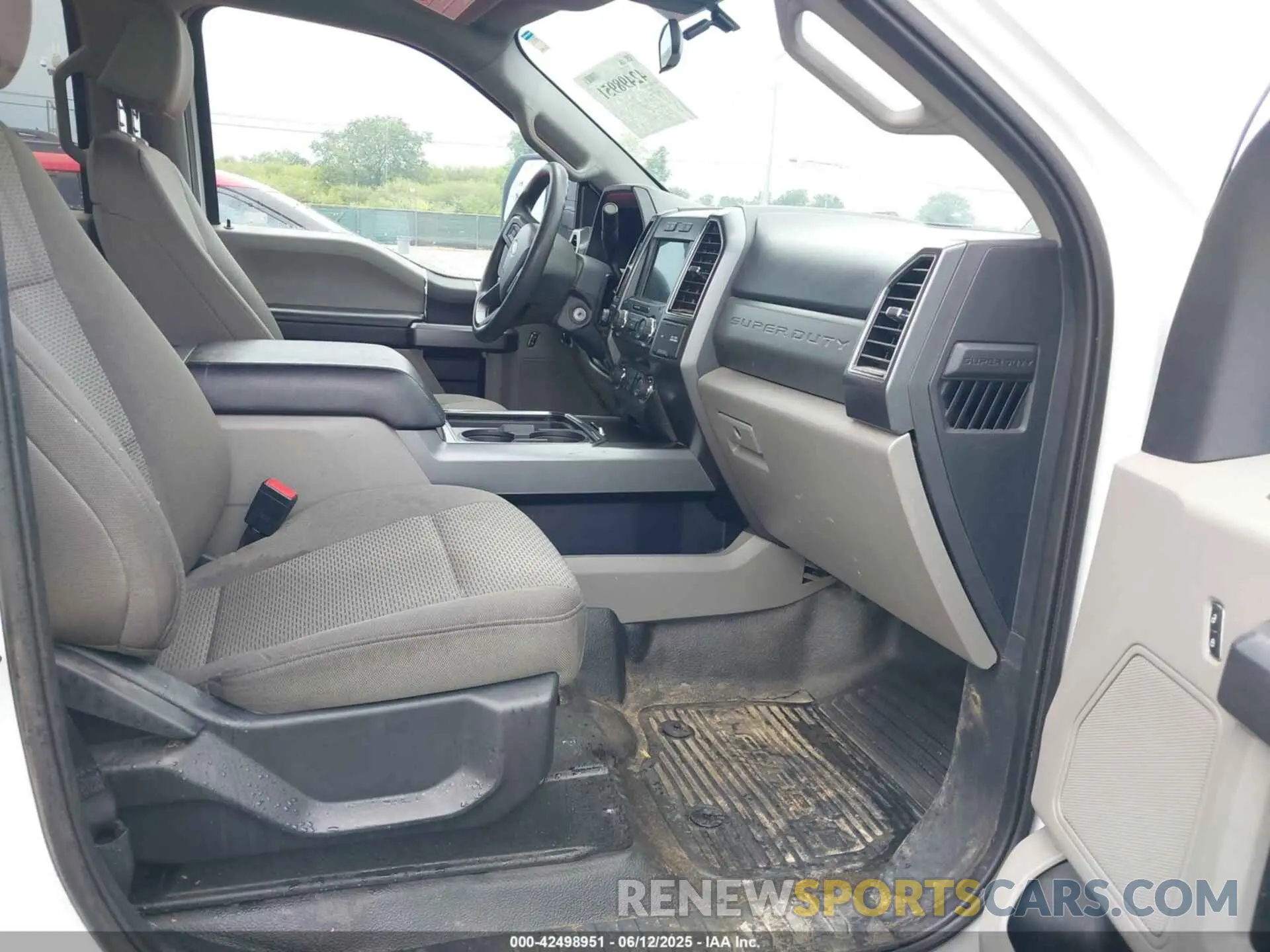 7 fotografías del automóvil dañado 1FT8W3DT5NED61189 FORD F-350 2022