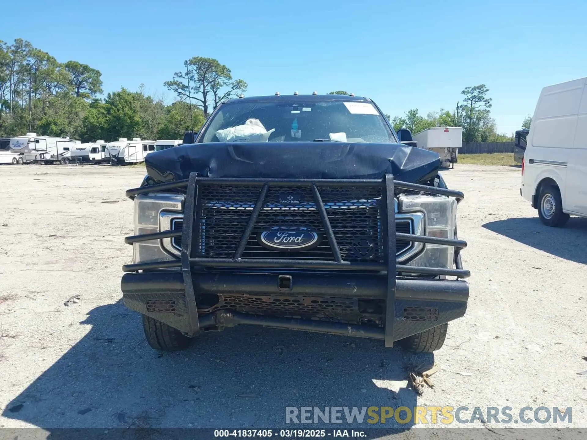 12 fotografías del automóvil dañado 1FT8W3DT9NEE63501 FORD F-350 2022