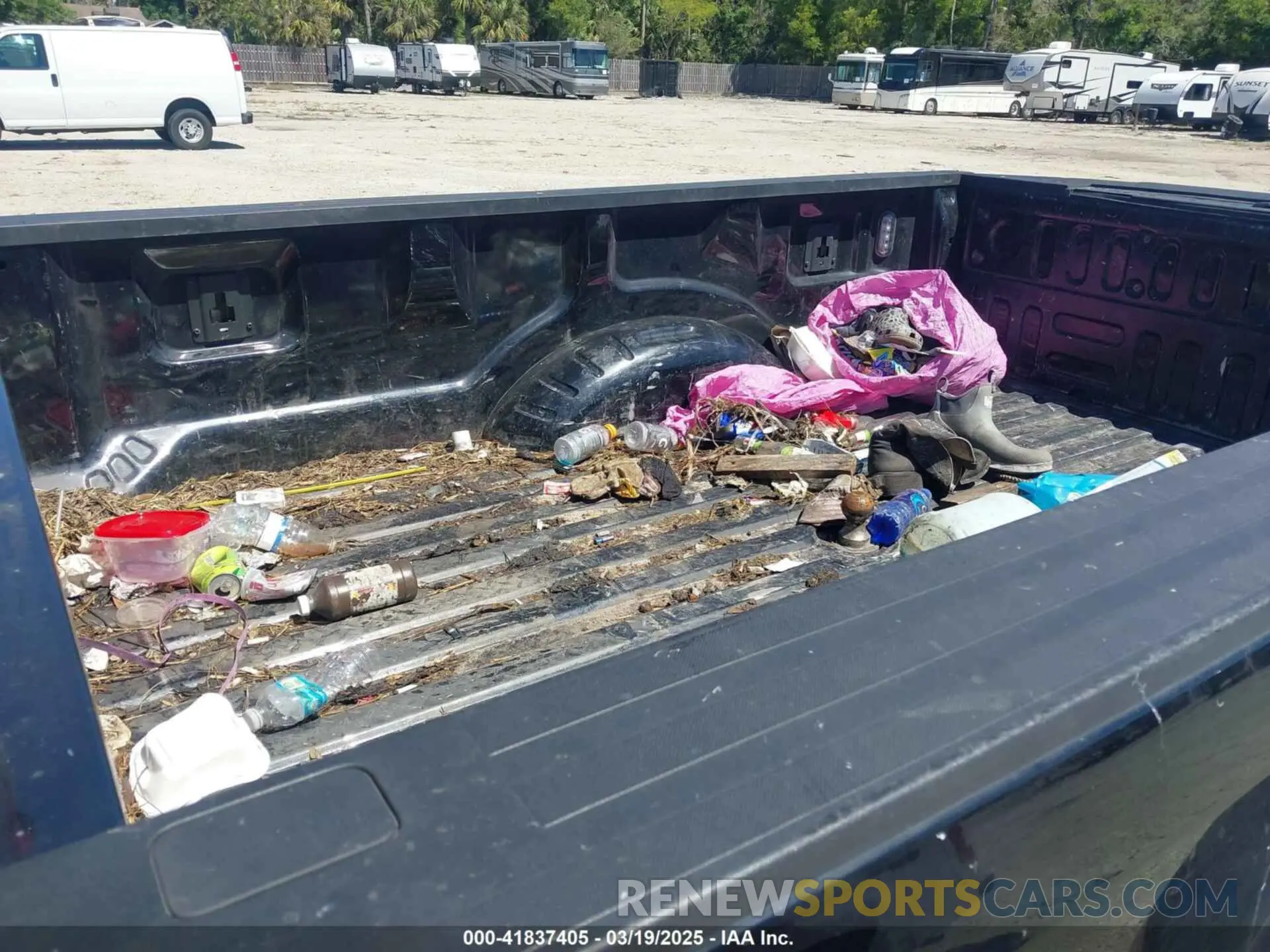 6 fotografías del automóvil dañado 1FT8W3DT9NEE63501 FORD F-350 2022