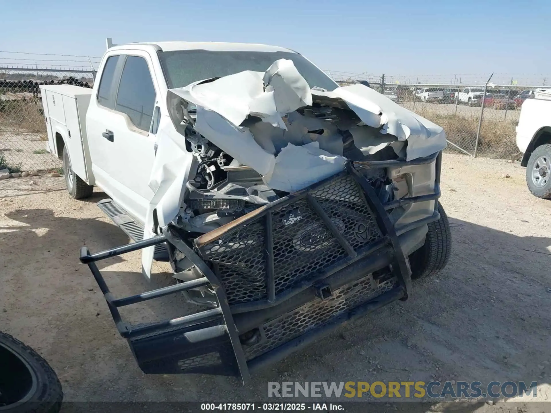 11 fotografías del automóvil dañado 1FT8X3B6XNED42695 FORD F-350 2022
