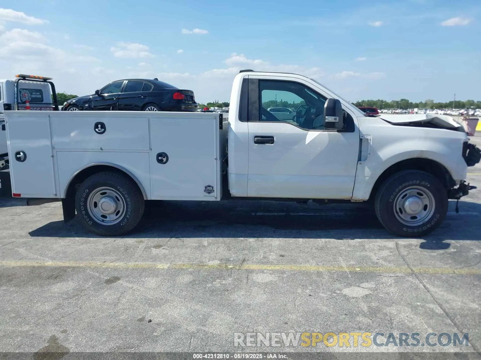 13 fotografías del automóvil dañado 1FTRF3AN9NEC70601 FORD F-350 2022