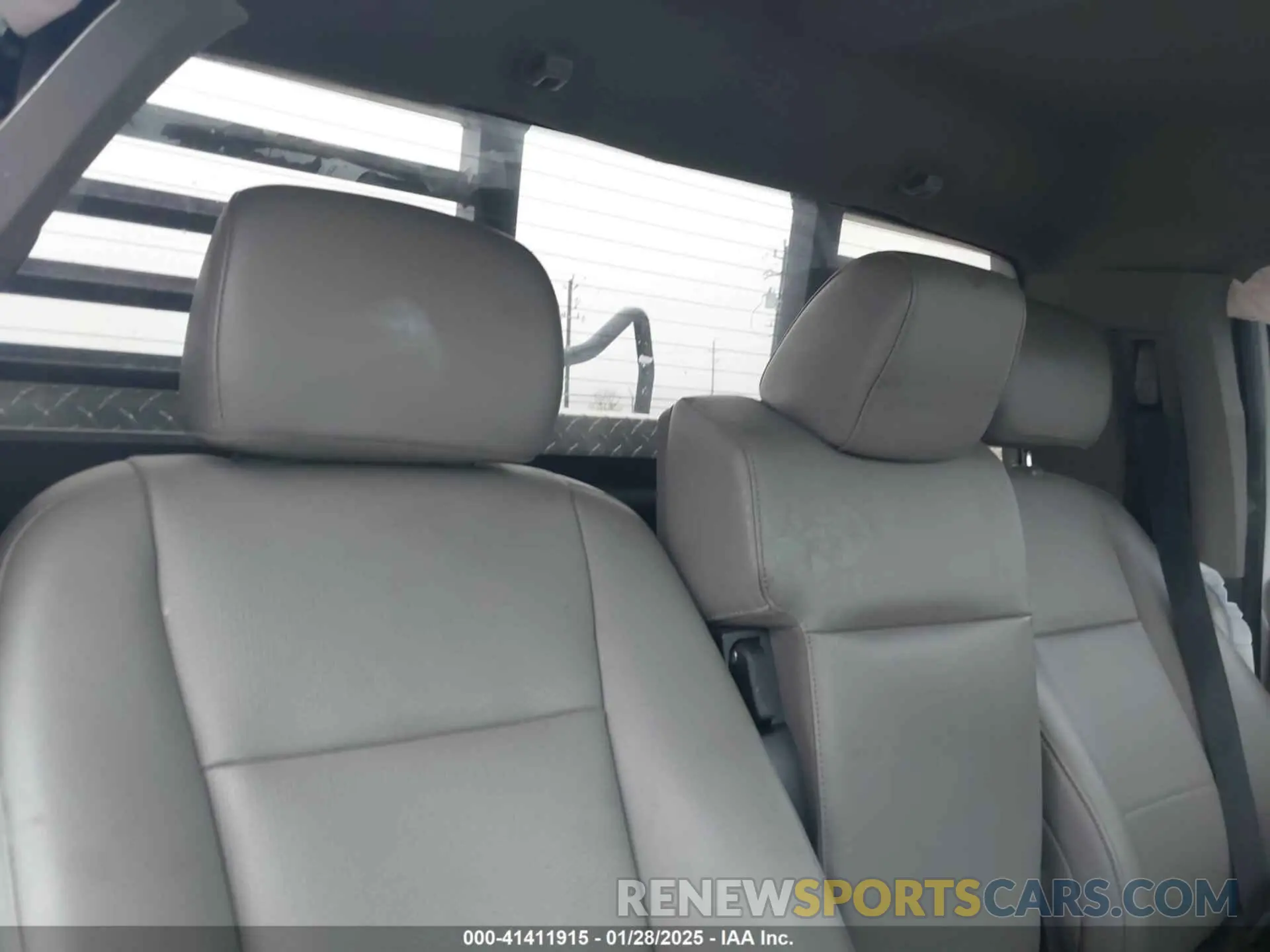 7 fotografías del automóvil dañado 1FTRF3B60NEG44133 FORD F-350 2022