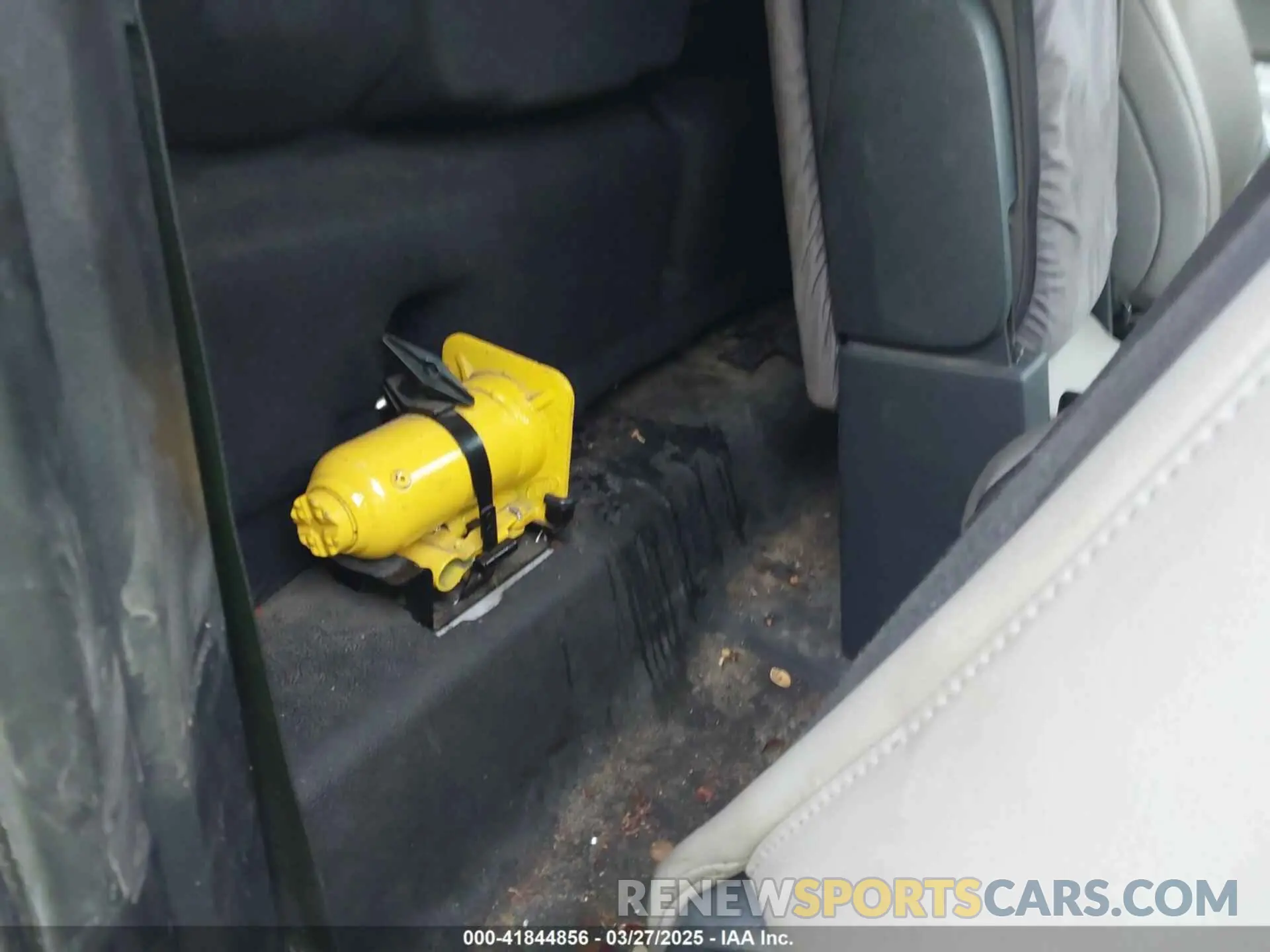 8 fotografías del automóvil dañado 1FTRF3CT8NEF23046 FORD F-350 2022