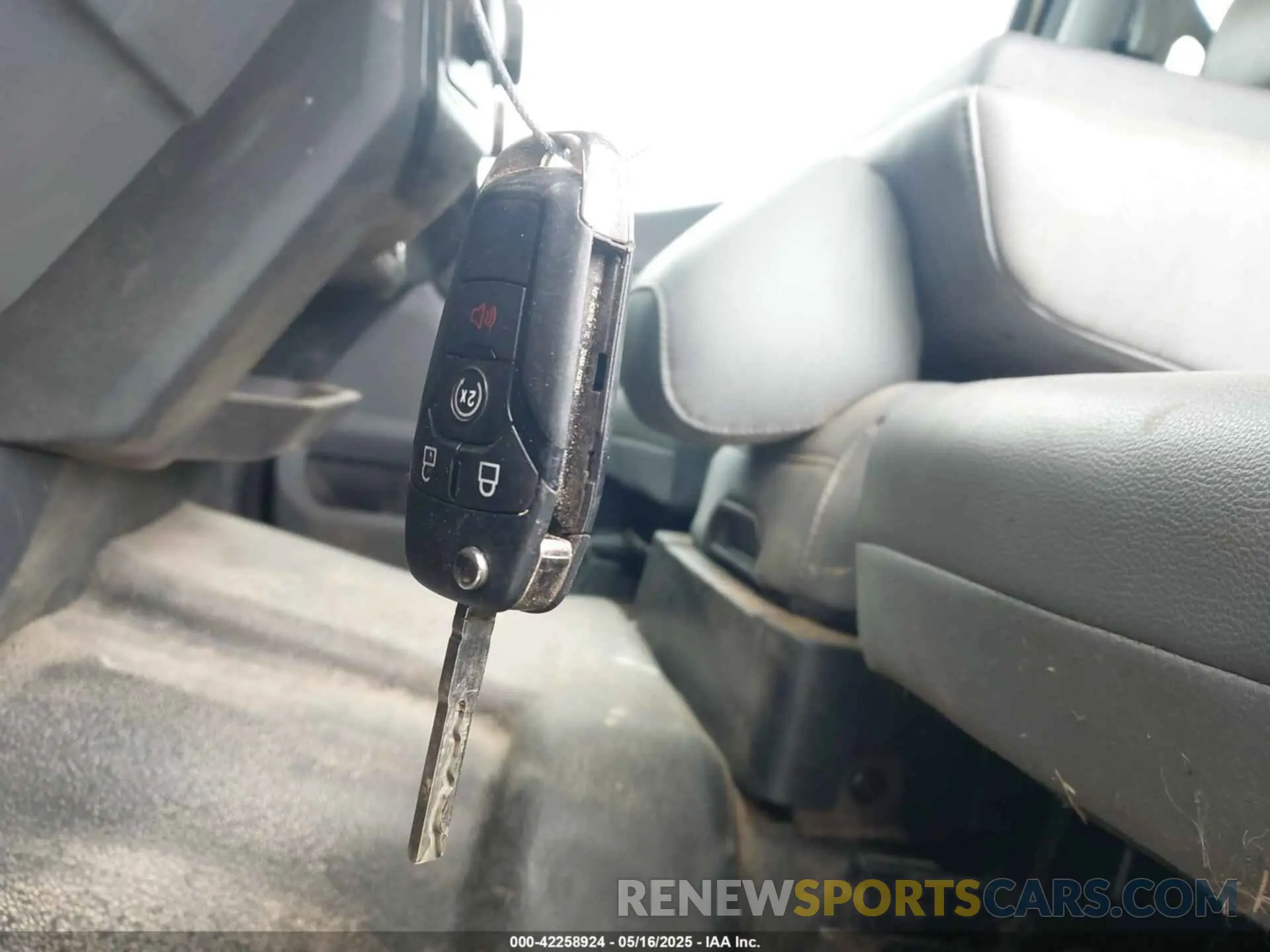 11 fotografías del automóvil dañado 1FT8W3BT8PEE10715 FORD F-350 2023