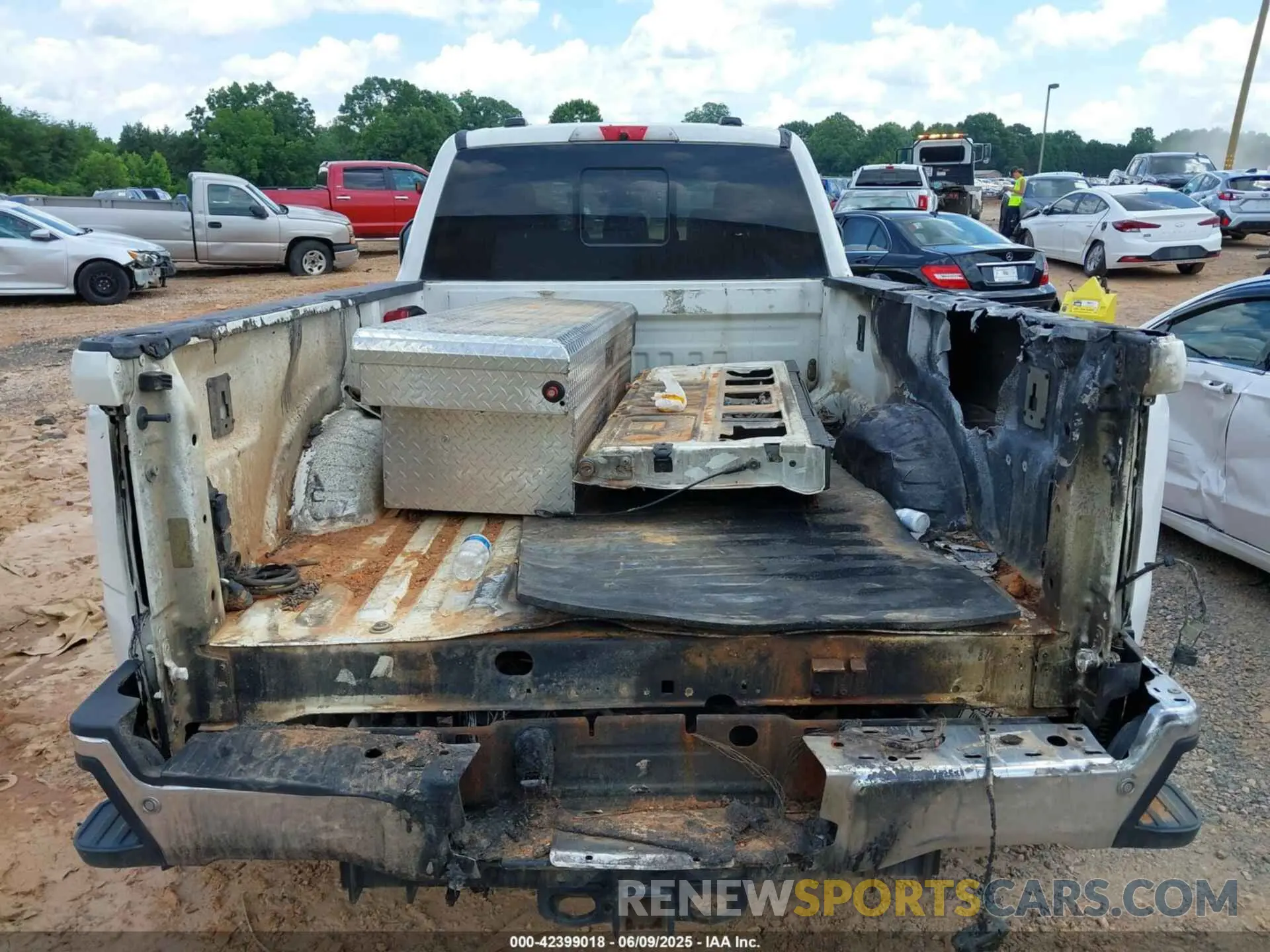 8 fotografías del automóvil dañado 1FT8W3DM5PEC22899 FORD F-350 2023
