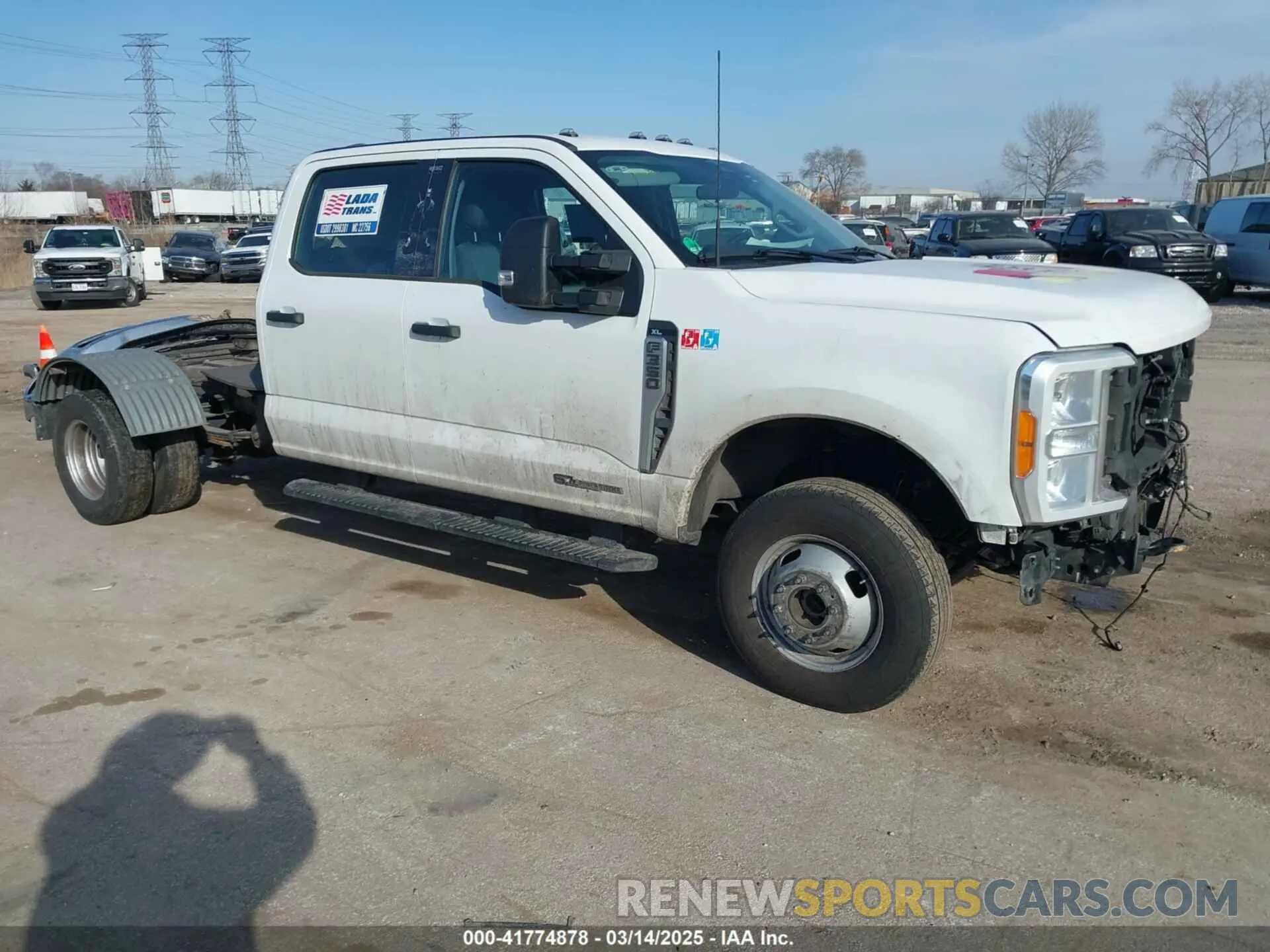 1 fotografías del automóvil dañado 1FT8W3DT1PEC85117 FORD F-350 2023