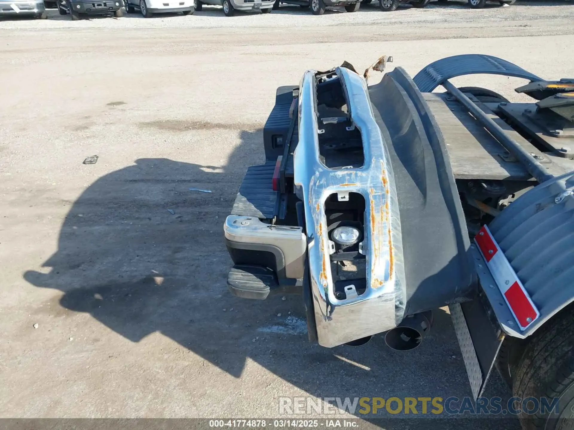 12 fotografías del automóvil dañado 1FT8W3DT1PEC85117 FORD F-350 2023