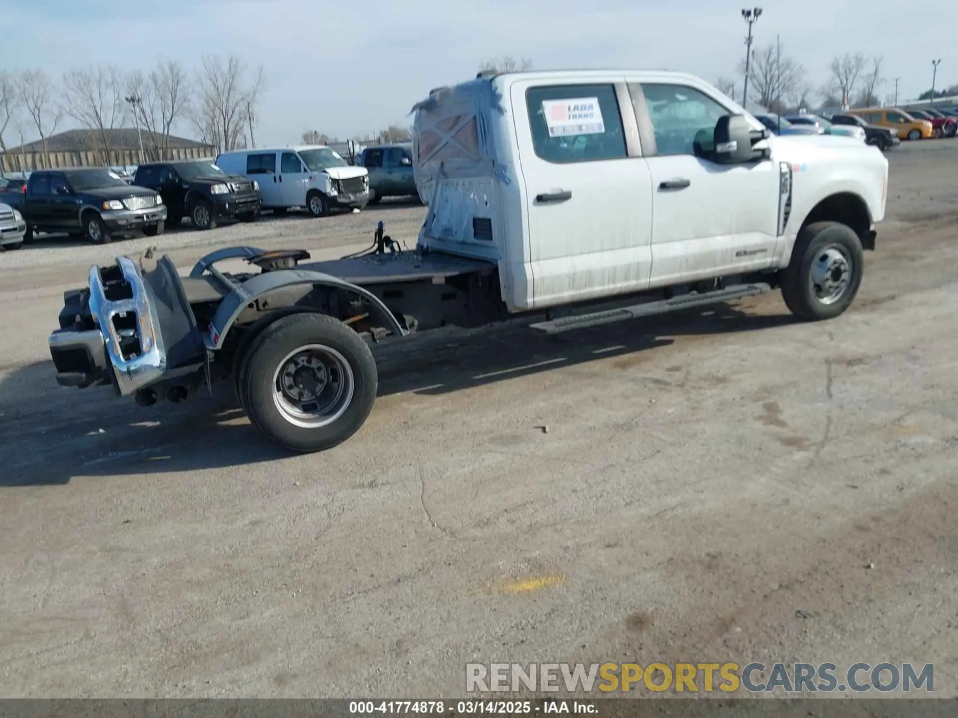 4 fotografías del automóvil dañado 1FT8W3DT1PEC85117 FORD F-350 2023