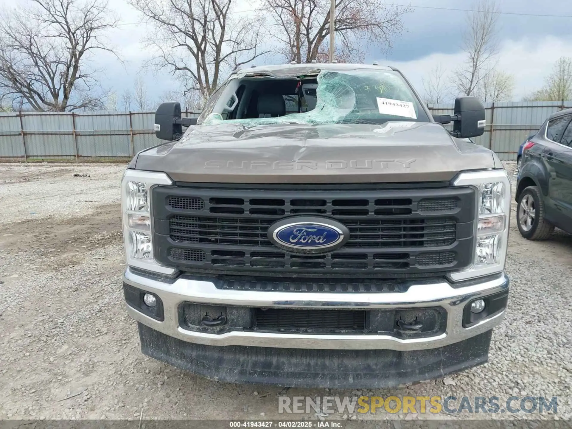 12 fotografías del automóvil dañado 1FT8W3DT5PEC16544 FORD F-350 2023