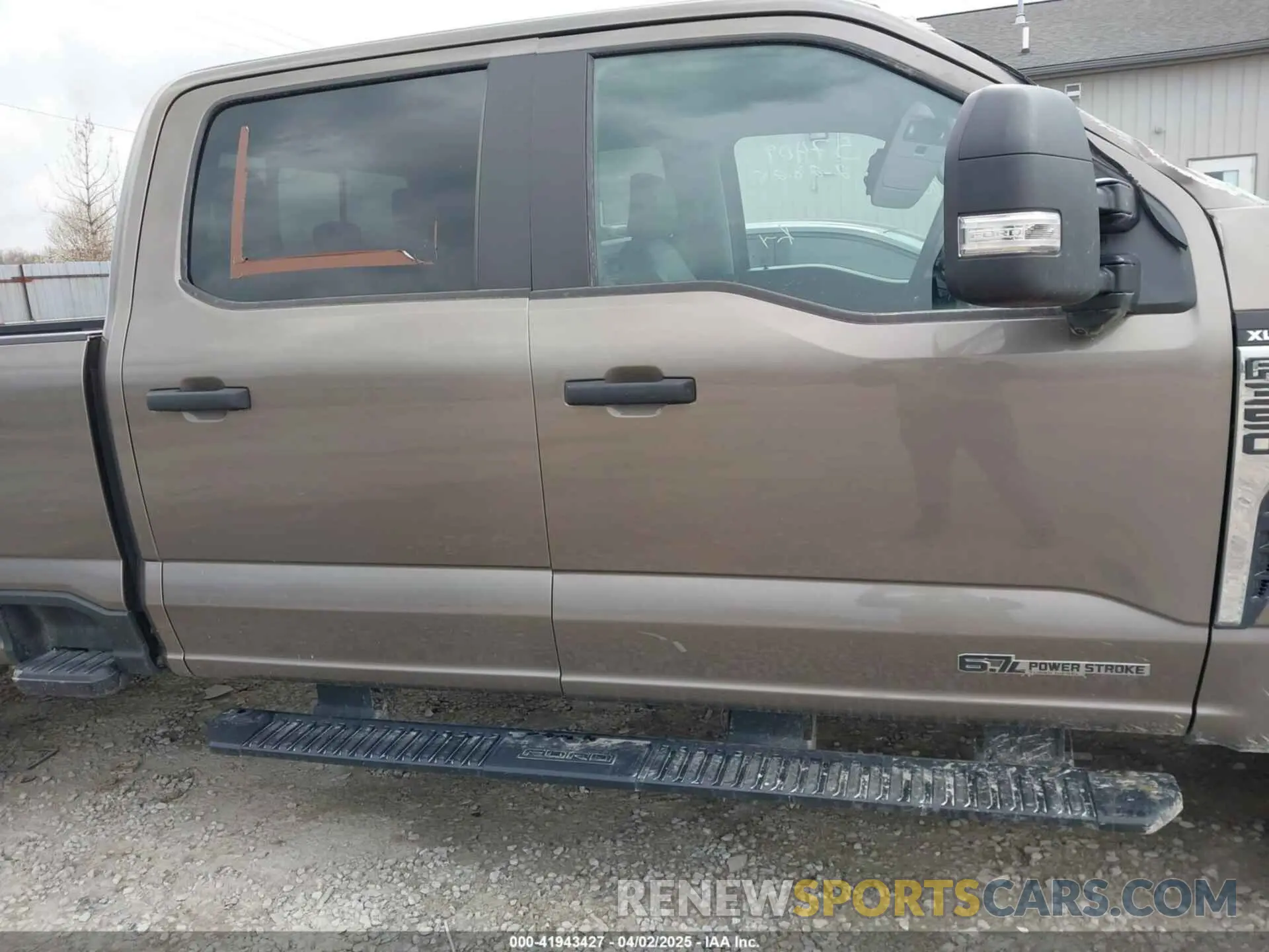 13 fotografías del automóvil dañado 1FT8W3DT5PEC16544 FORD F-350 2023