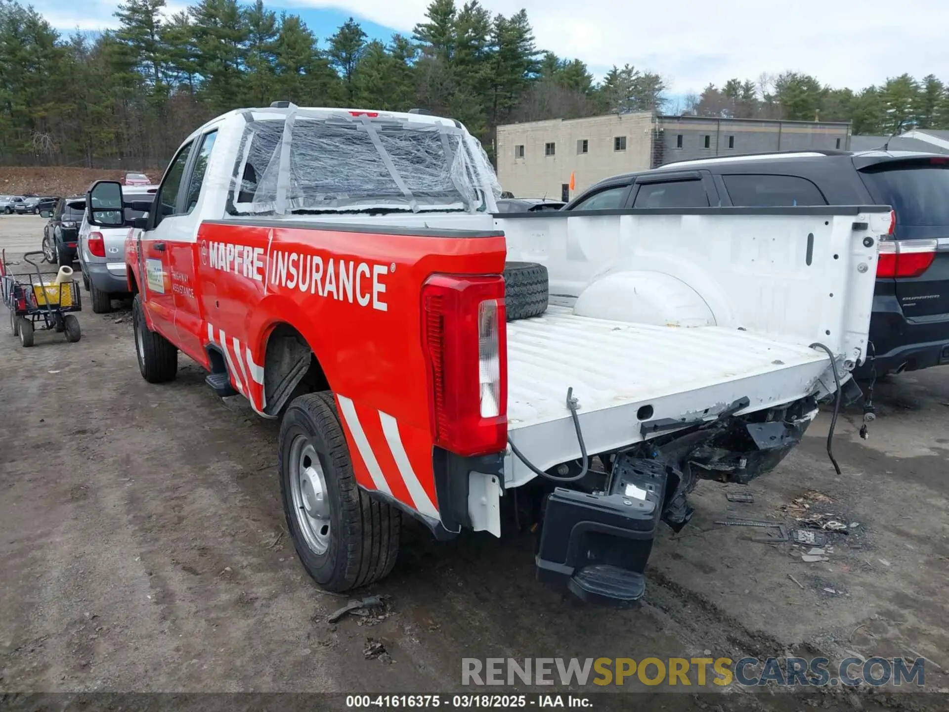 3 fotografías del automóvil dañado 1FT8X3BA0PED52594 FORD F-350 2023