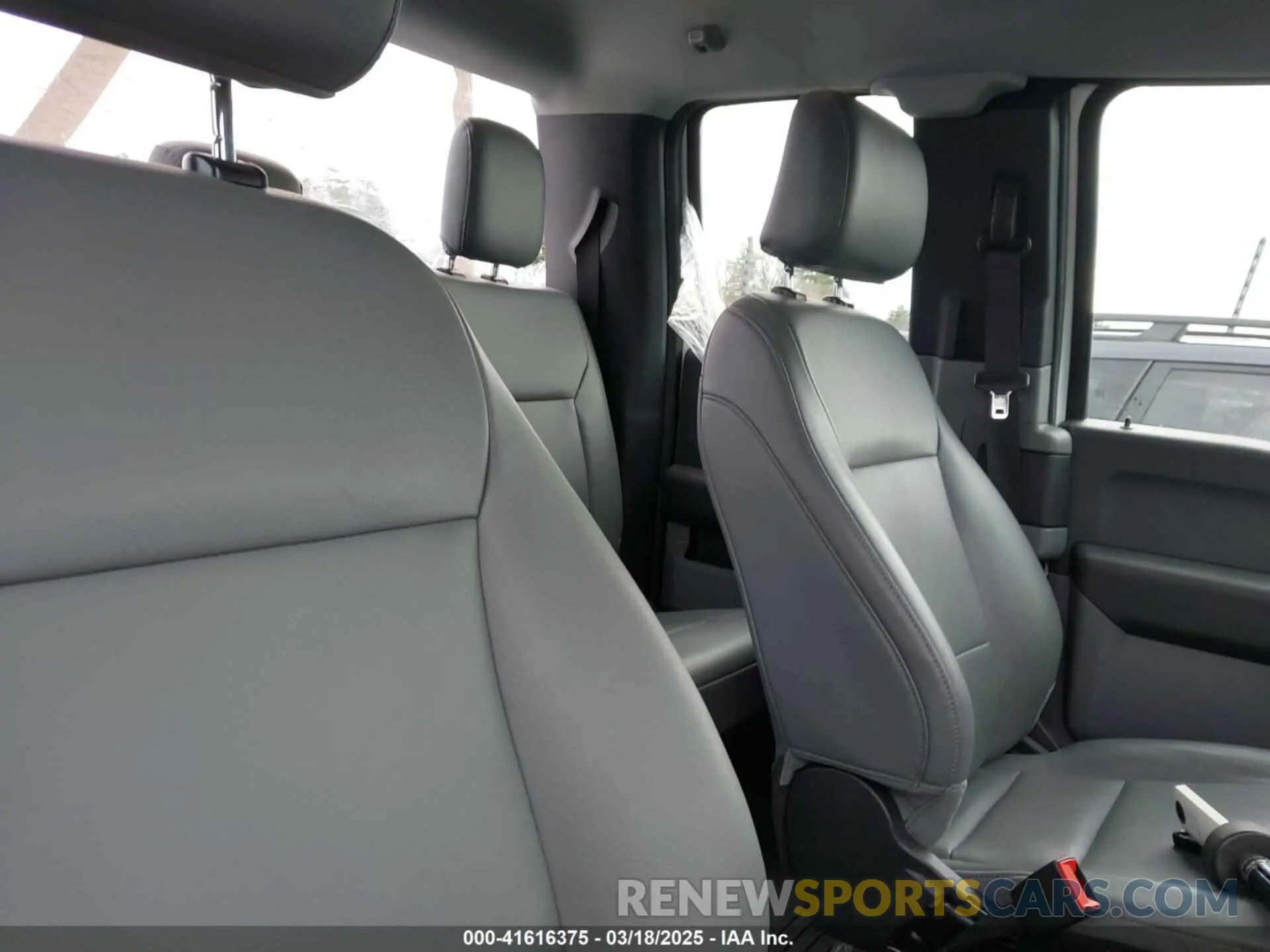 7 fotografías del automóvil dañado 1FT8X3BA0PED52594 FORD F-350 2023