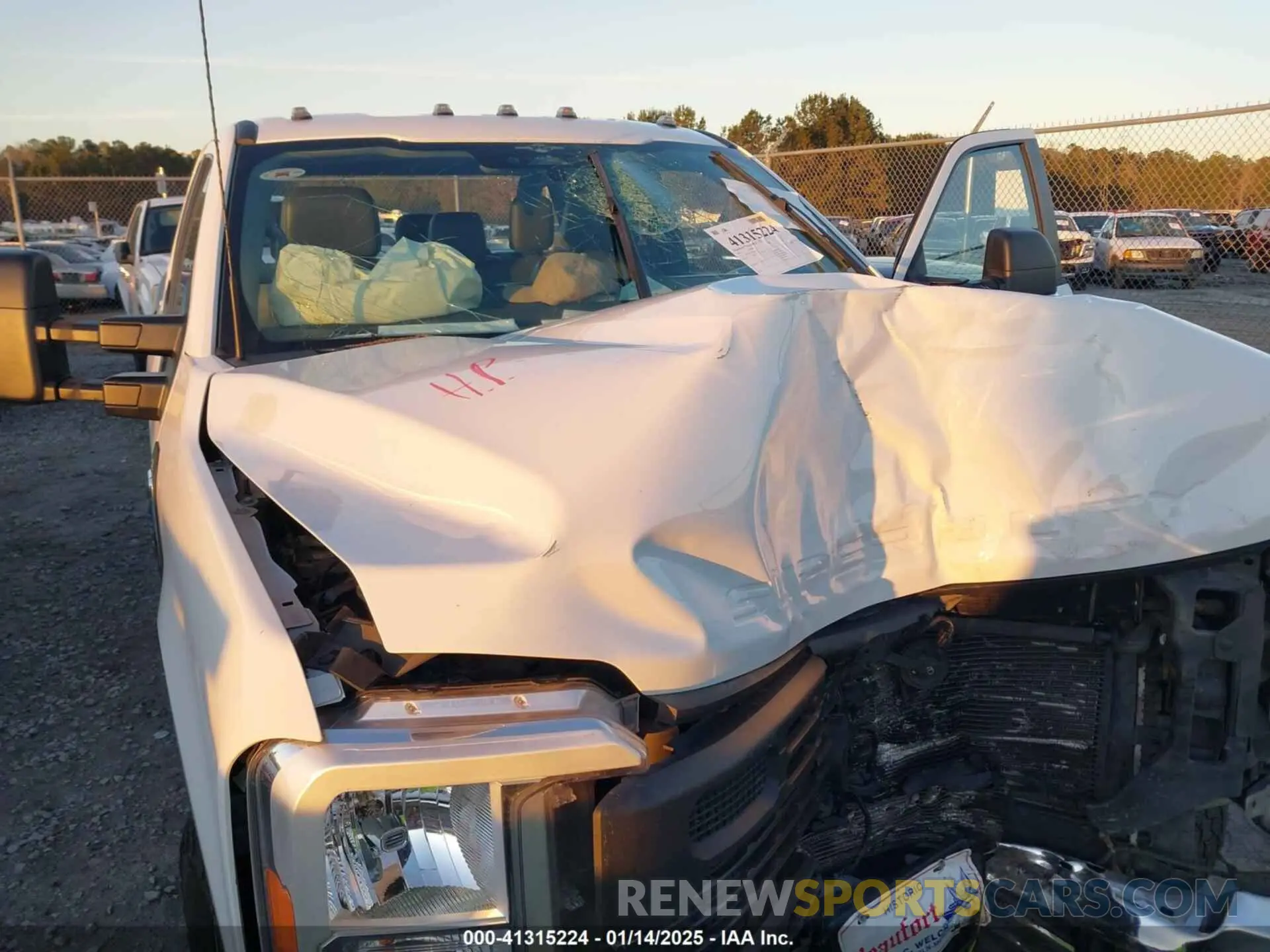 9 fotografías del automóvil dañado 1FT8X3BT3PED14181 FORD F-350 2023