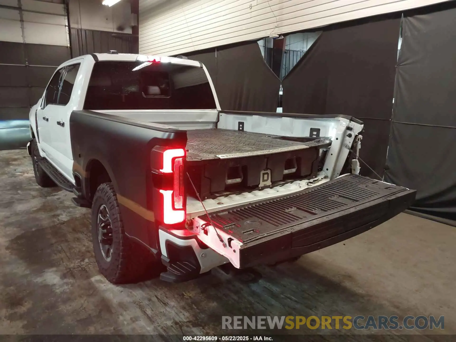 3 fotografías del automóvil dañado 1FT8W3BM5REE86811 FORD F-350 2024
