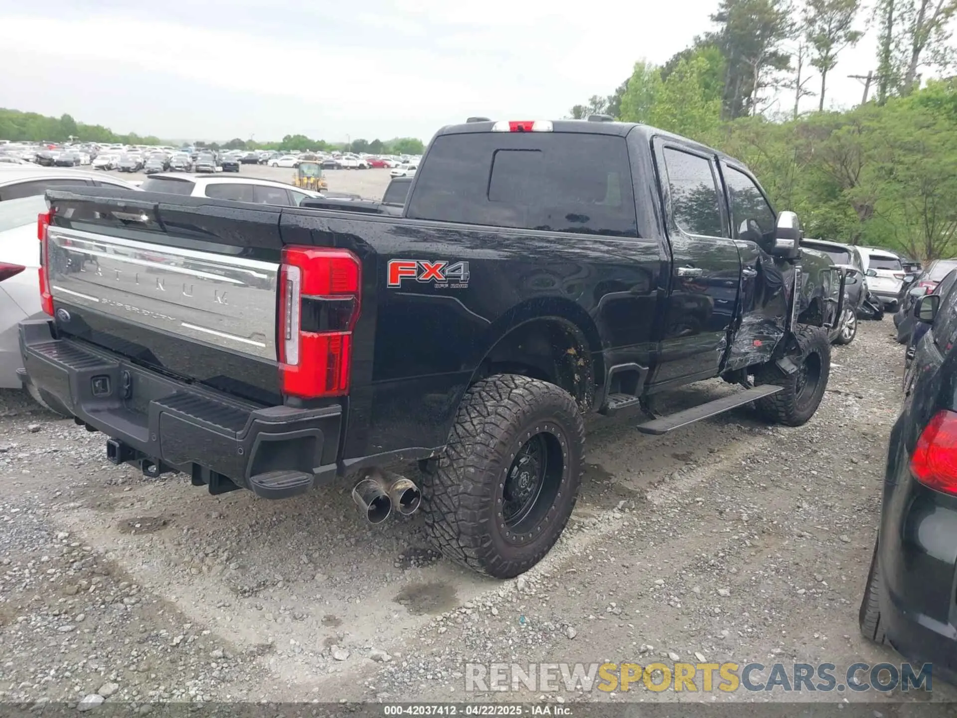 4 fotografías del automóvil dañado 1FT8W3BM7RED70686 FORD F-350 2024