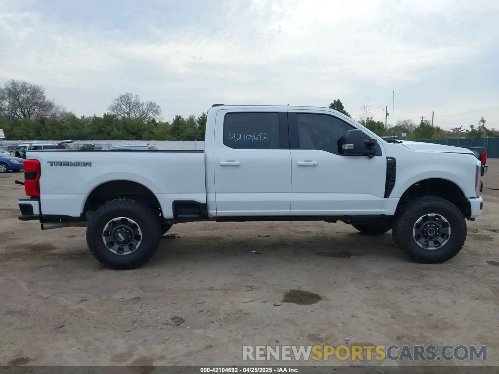 13 fotografías del automóvil dañado 1FT8W3BN5REC45999 FORD F-350 2024