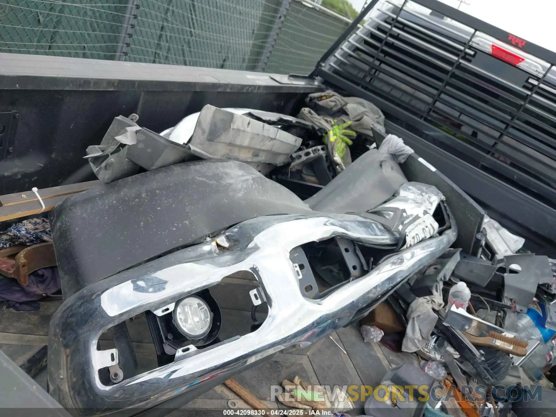 12 fotografías del automóvil dañado 1FT8W3BN7REE24335 FORD F-350 2024