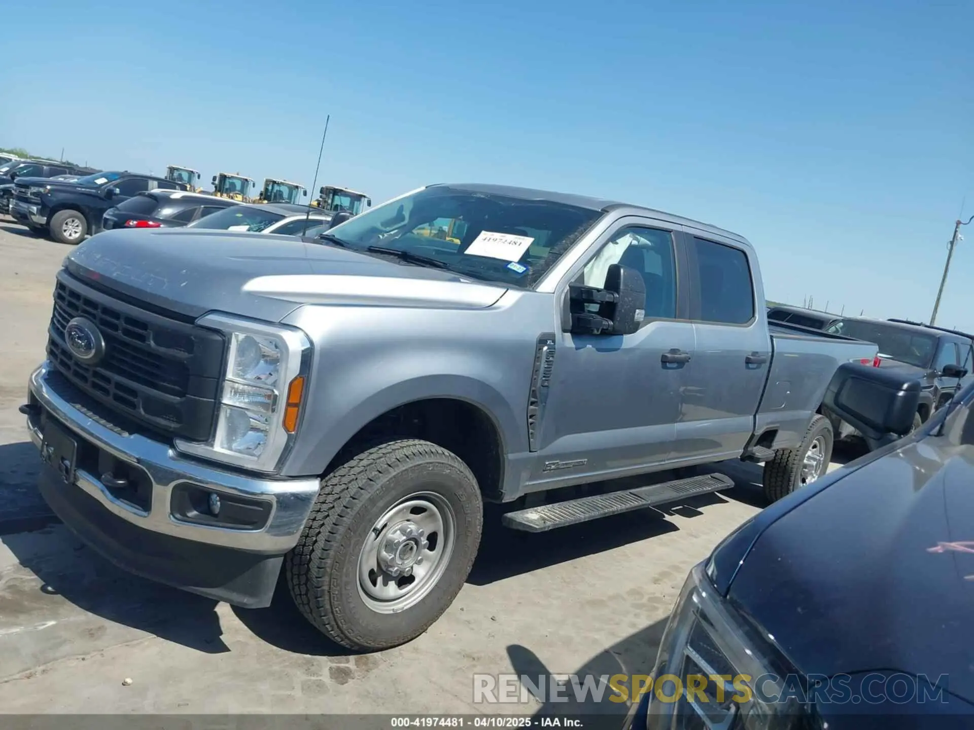 13 fotografías del automóvil dañado 1FT8W3BT9REG00106 FORD F-350 2024
