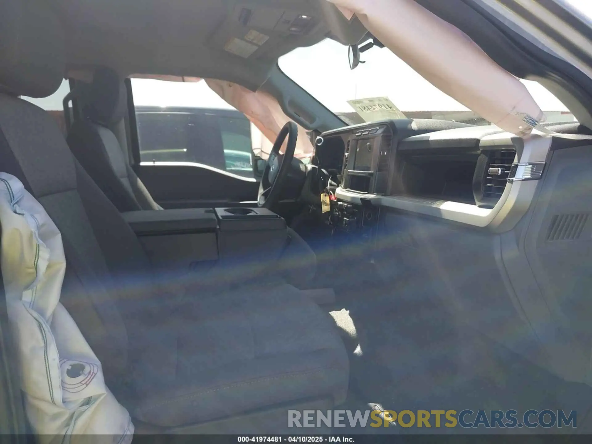 5 fotografías del automóvil dañado 1FT8W3BT9REG00106 FORD F-350 2024