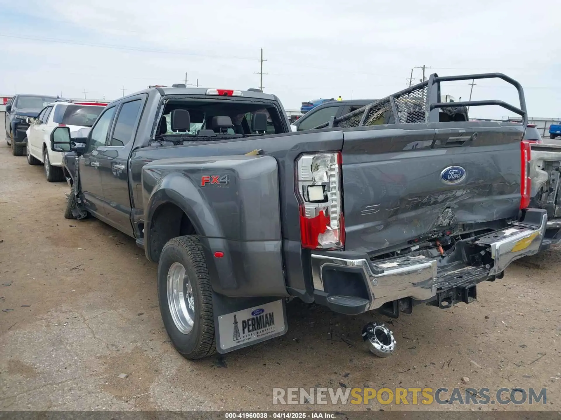 3 fotografías del automóvil dañado 1FT8W3DM7RED99523 FORD F-350 2024