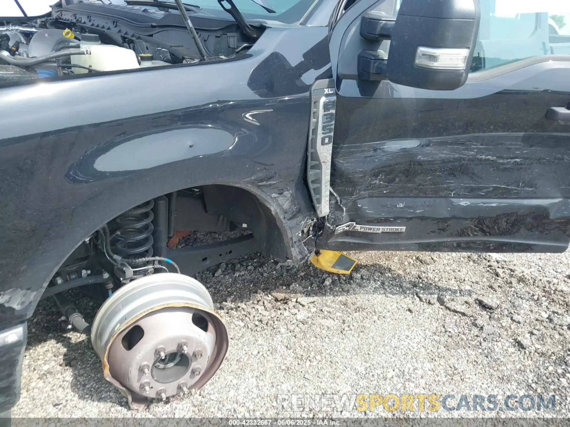 6 fotografías del automóvil dañado 1FT8W3DT8REF89533 FORD F-350 2024