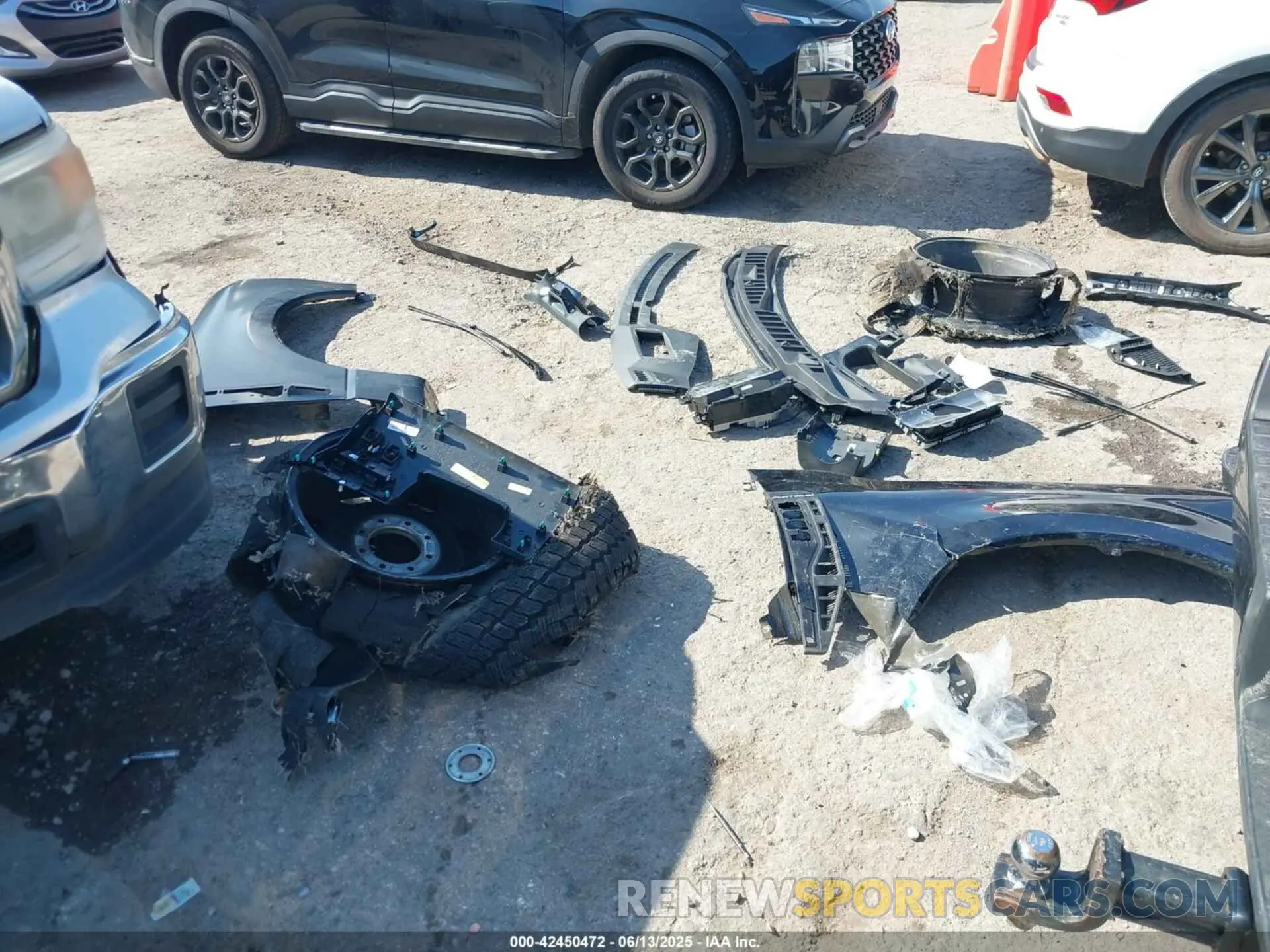 12 fotografías del automóvil dañado 1FT8W3BM0SEC55417 FORD F-350 2025