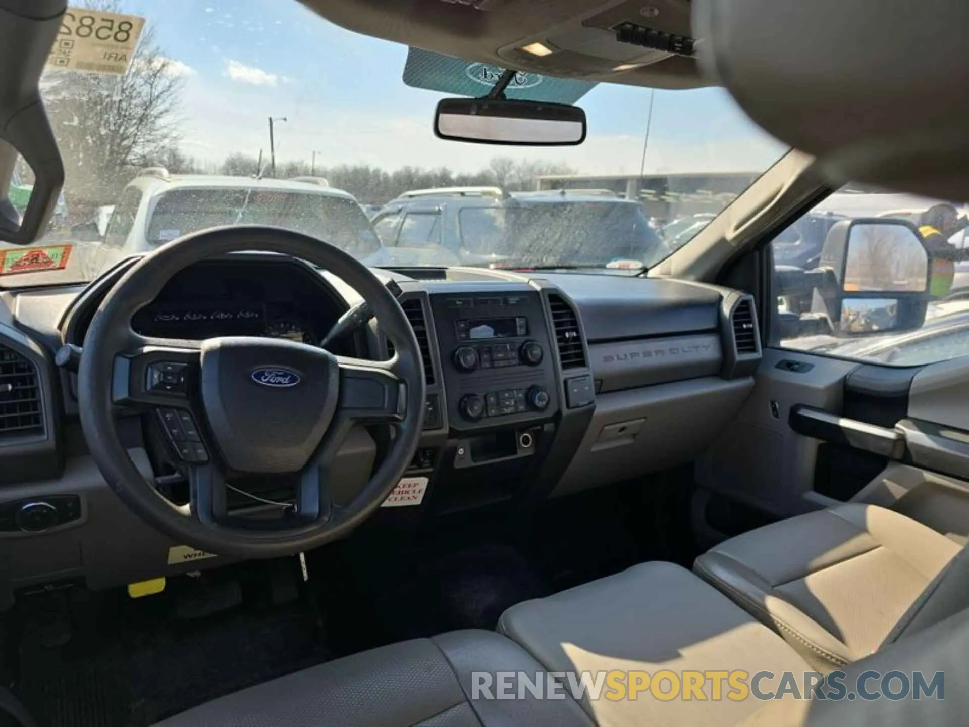 1 fotografías del automóvil dañado 1FD8W3E6XKEF05593 FORD F-350 CHASSIS 2019