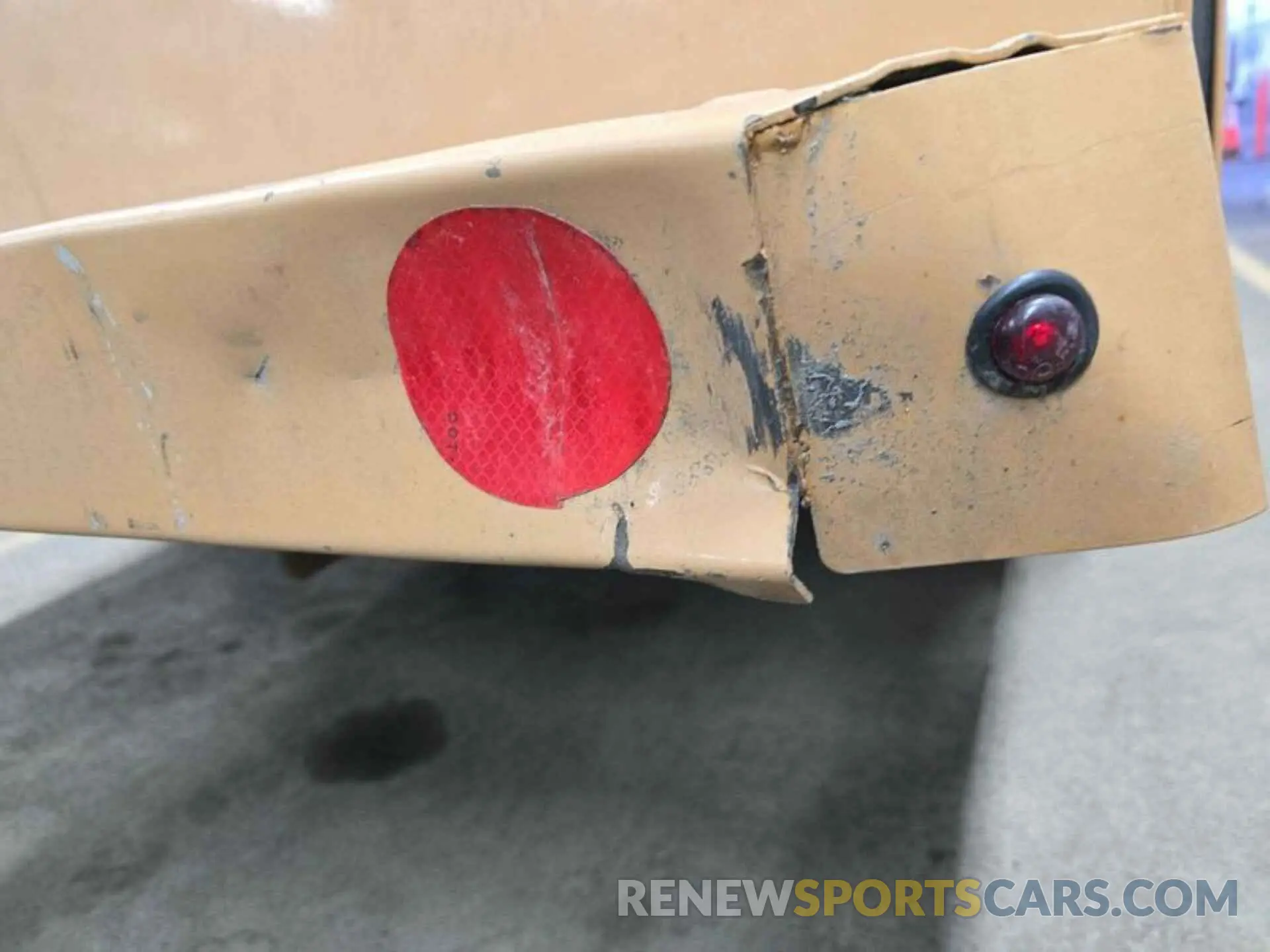 6 fotografías del automóvil dañado 1FD8W3E6XKEF05593 FORD F-350 CHASSIS 2019