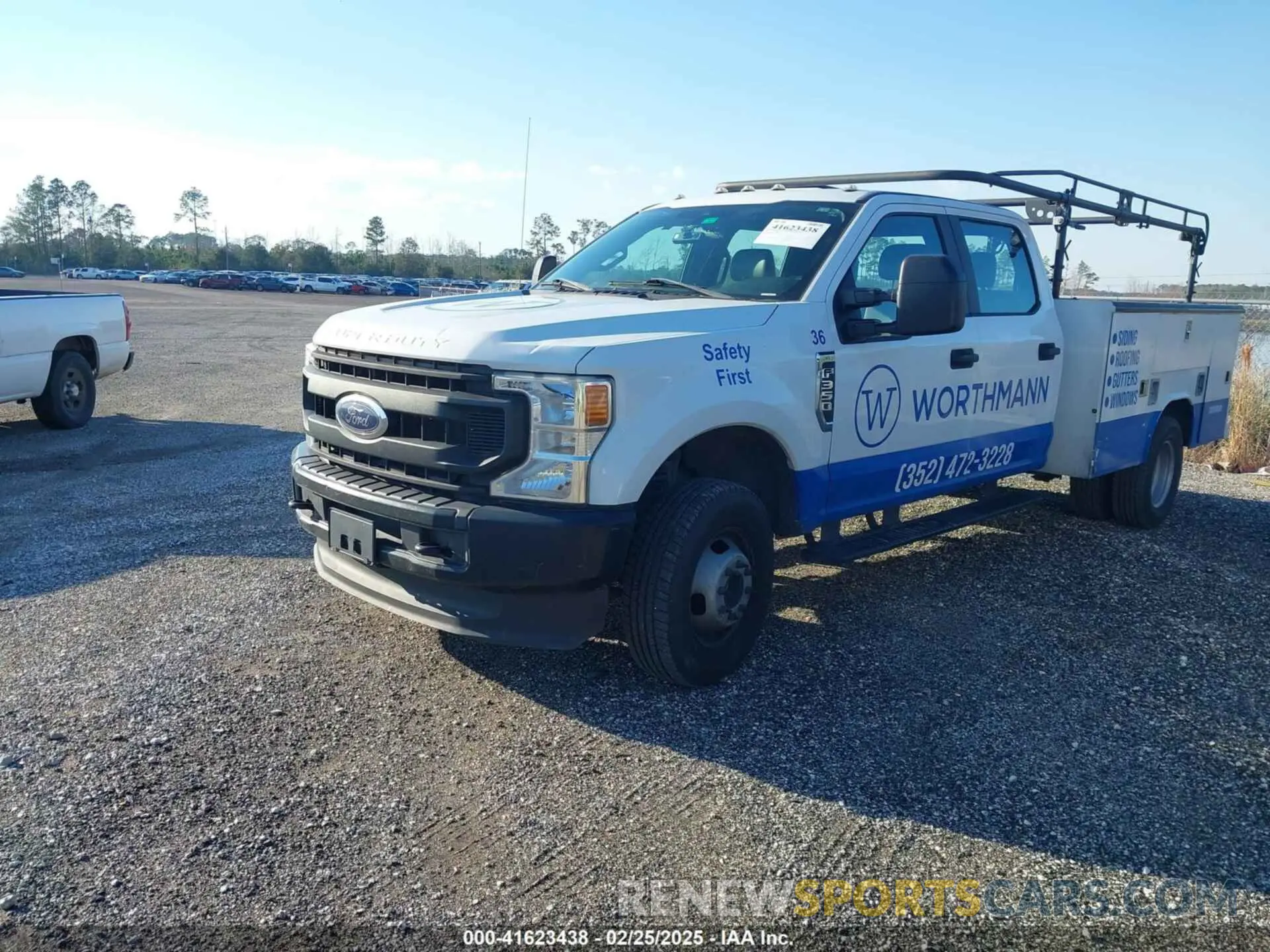 2 fotografías del automóvil dañado 1FD8W3HT2LEC43569 FORD F-350 CHASSIS 2020