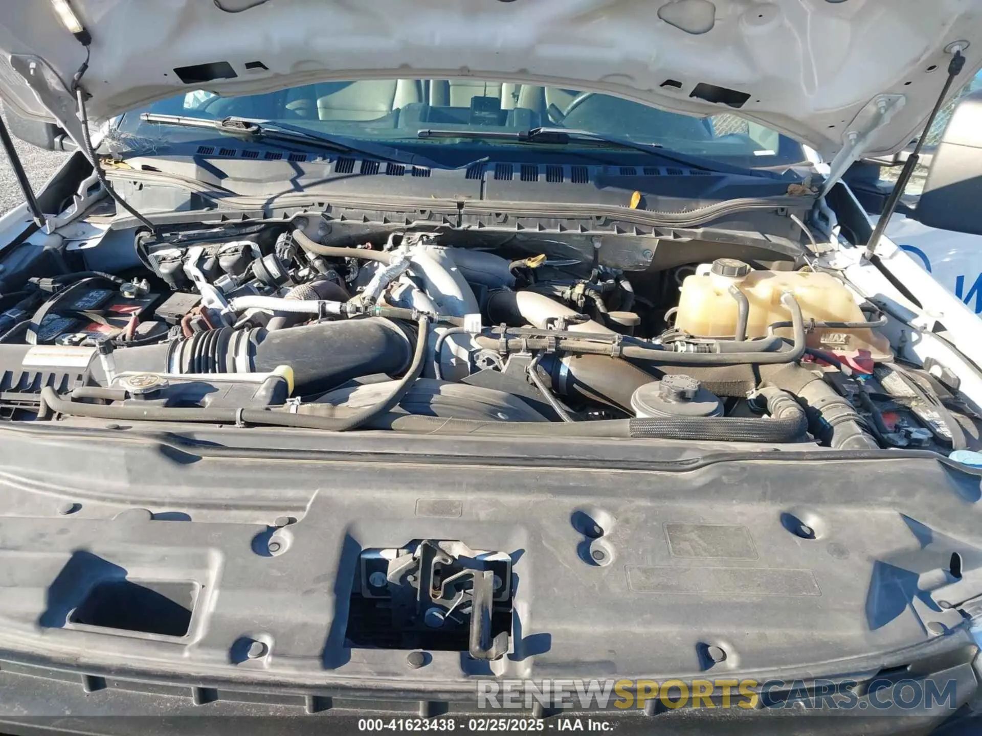 9 fotografías del automóvil dañado 1FD8W3HT2LEC43569 FORD F-350 CHASSIS 2020