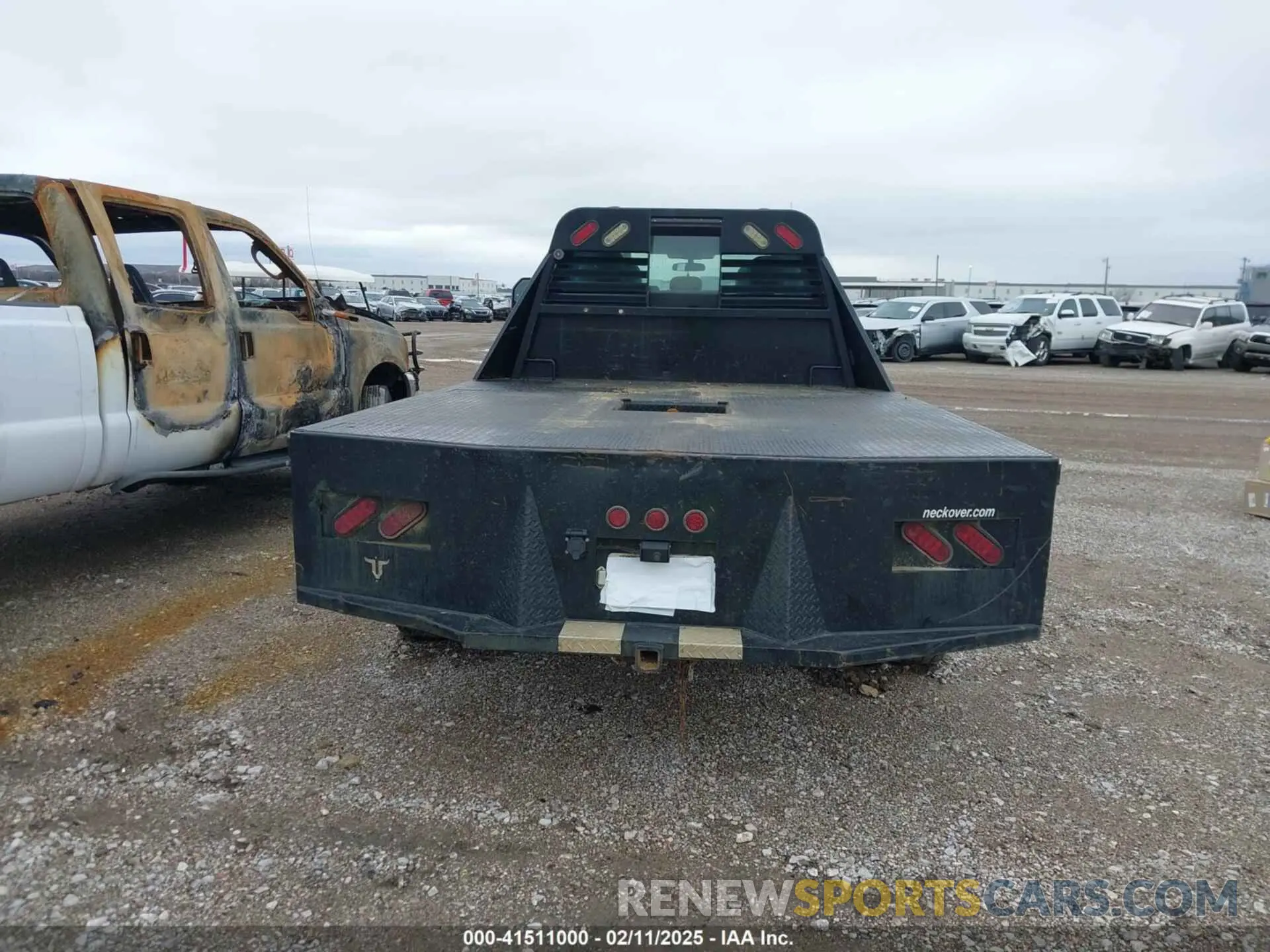 8 fotografías del automóvil dañado 1FD8W3HT8LEE51052 FORD F-350 CHASSIS 2020