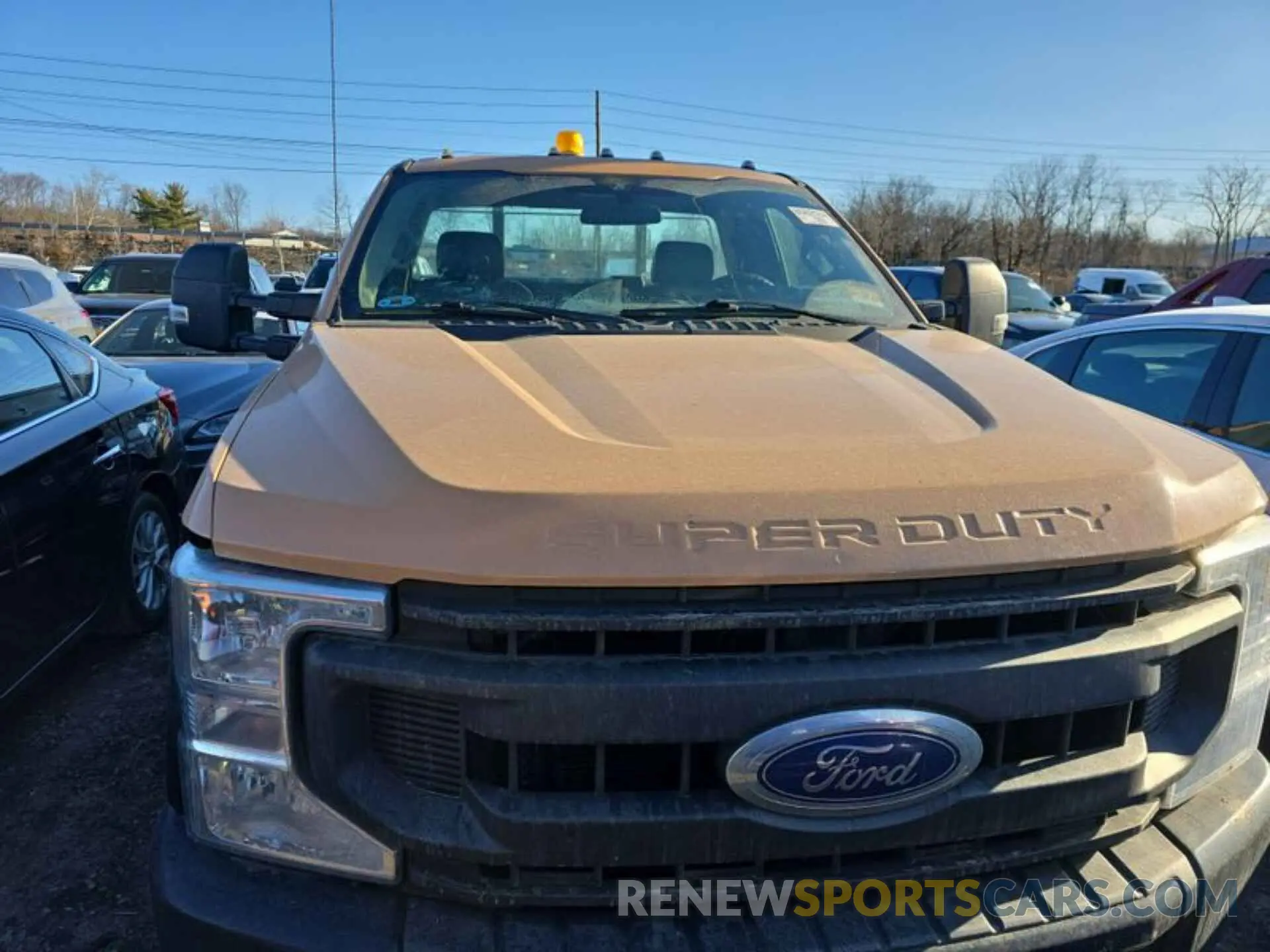 4 fotografías del automóvil dañado 1FDRF3E62LED62239 FORD F-350 CHASSIS 2020