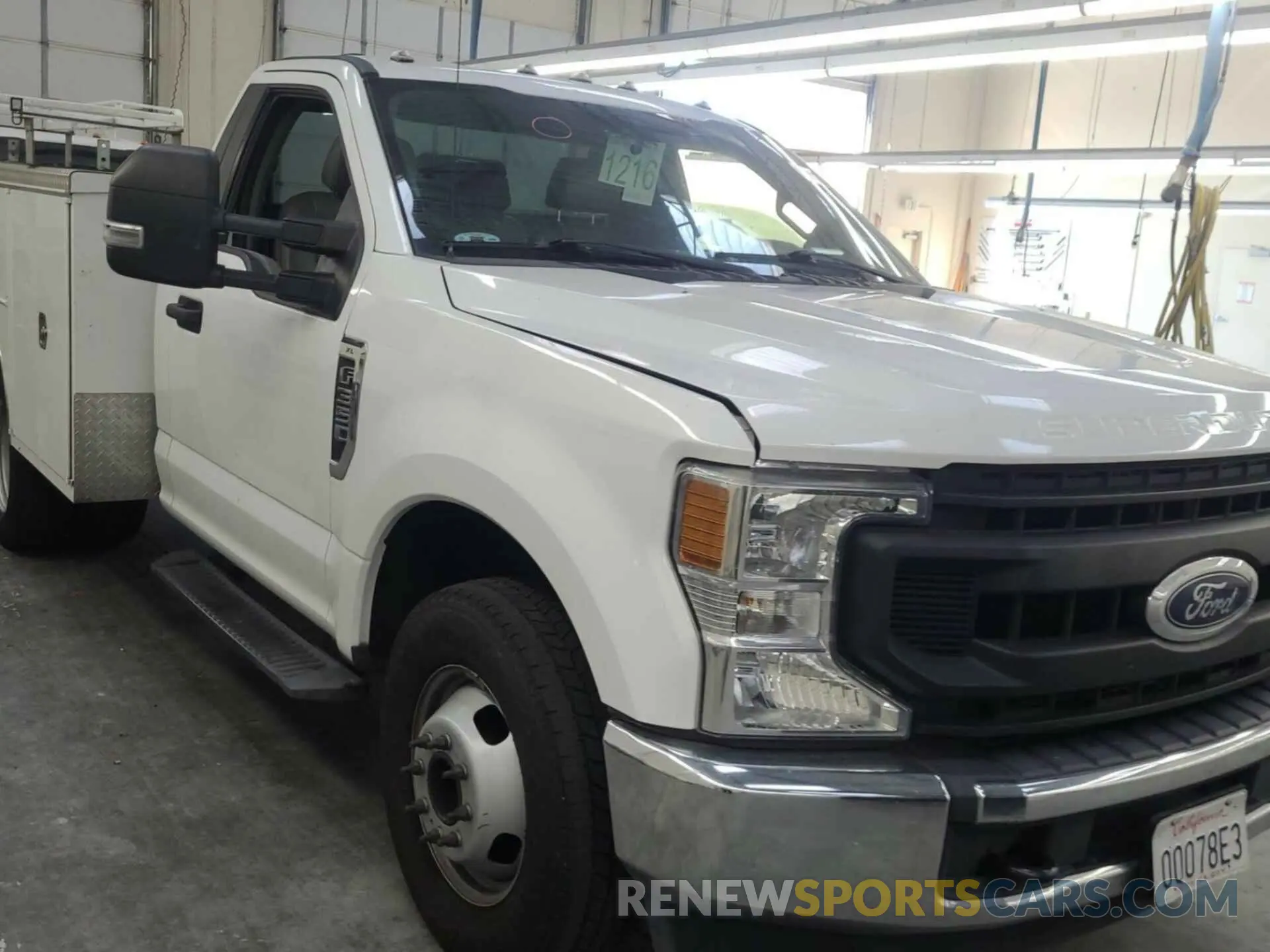 31 fotografías del automóvil dañado 1FDRF3G69LED08823 FORD F-350 CHASSIS 2020