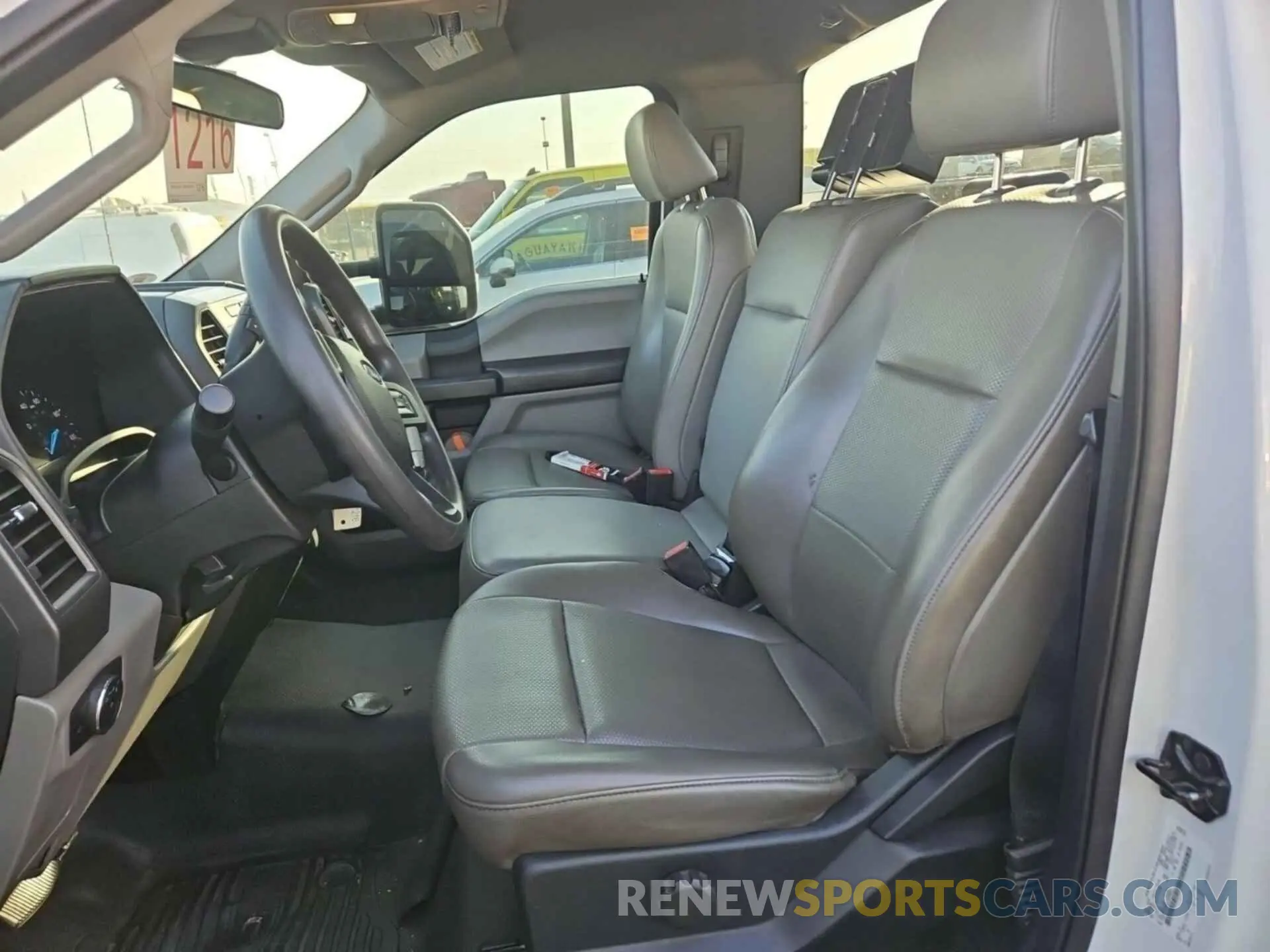 7 fotografías del automóvil dañado 1FDRF3G69LED08823 FORD F-350 CHASSIS 2020