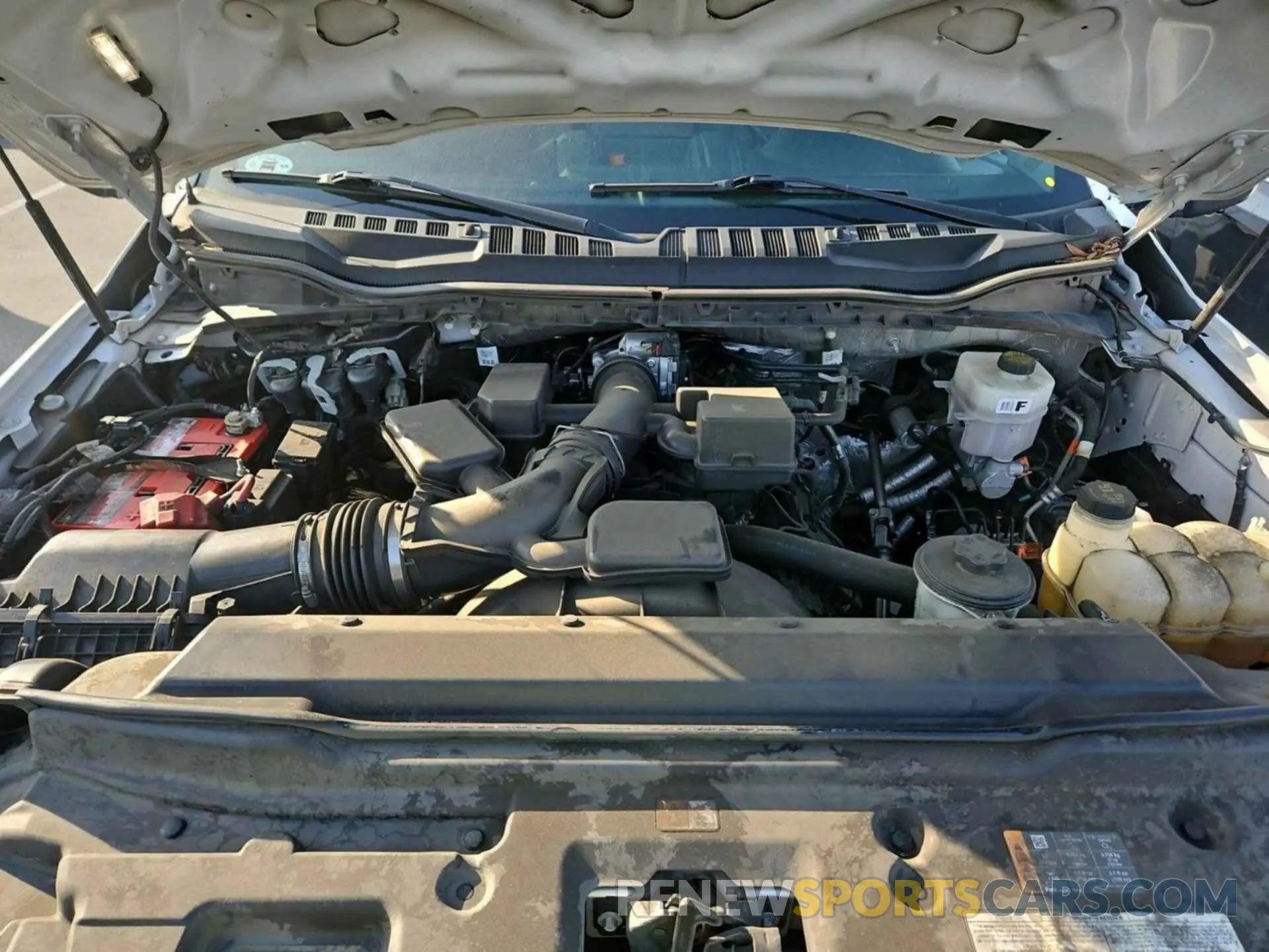 8 fotografías del automóvil dañado 1FDRF3G69LED08823 FORD F-350 CHASSIS 2020
