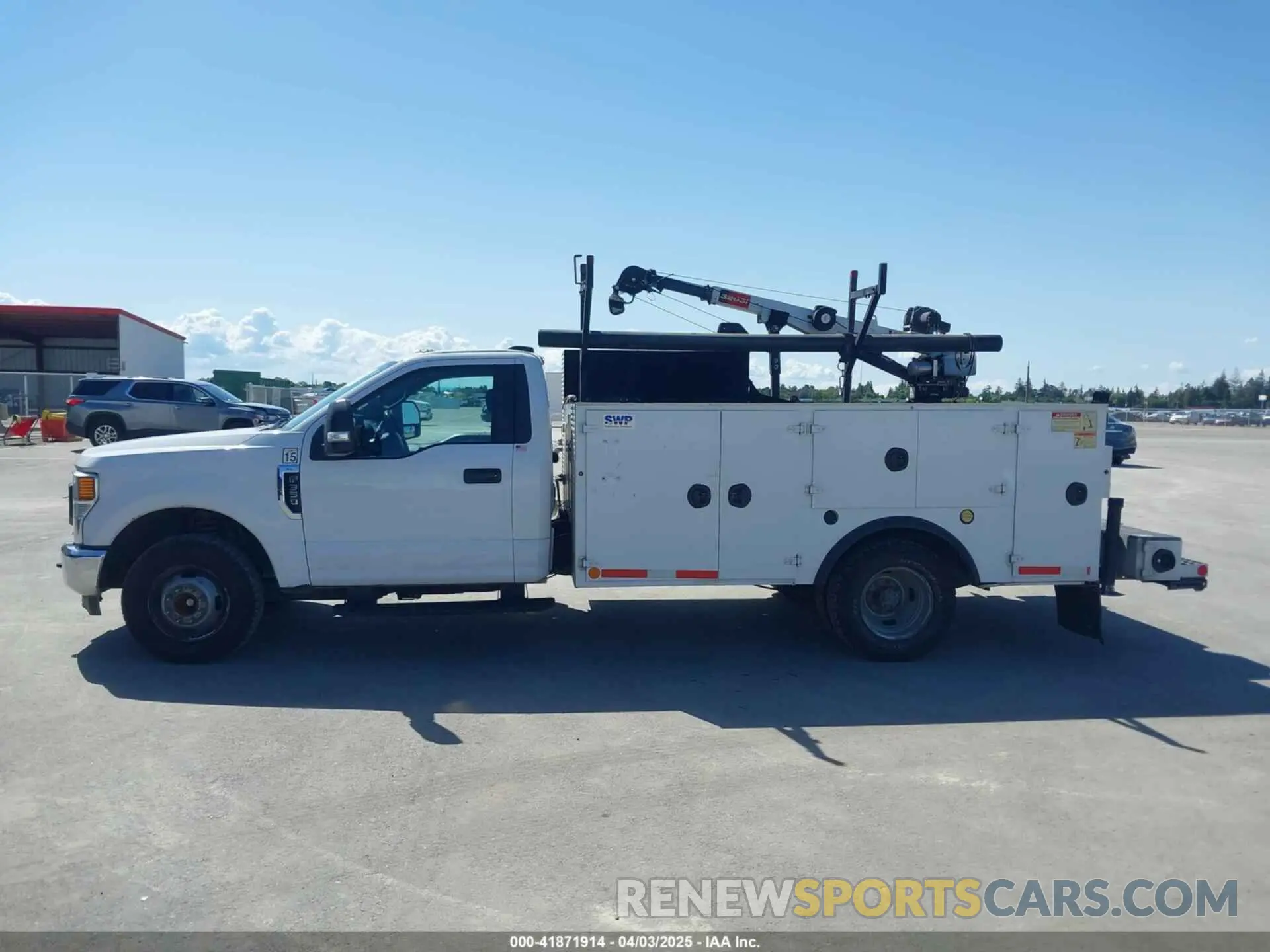 14 fotografías del automóvil dañado 1FDRF3G6XLEE33894 FORD F-350 CHASSIS 2020